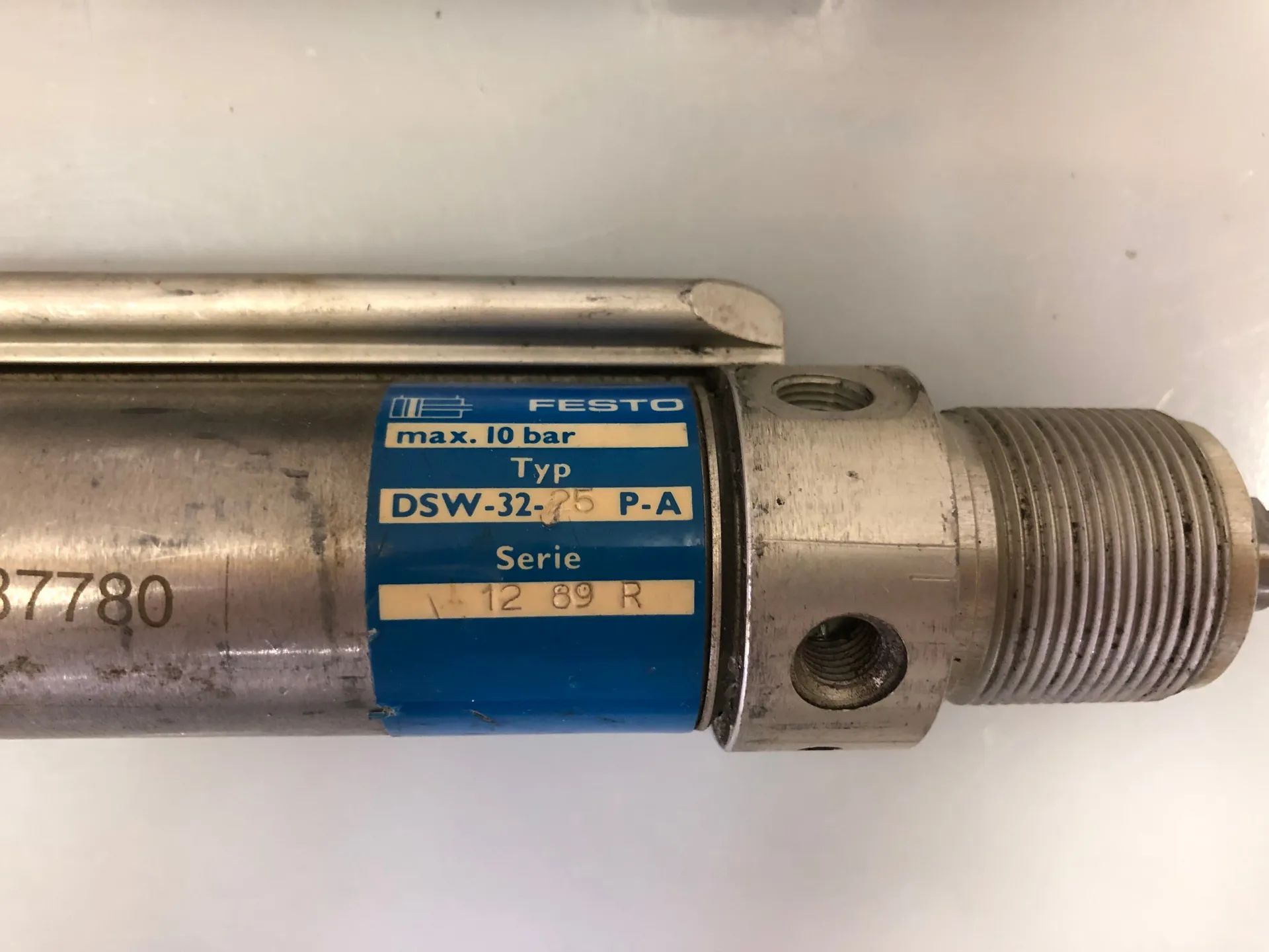 FESTO DSW-32-25 P-A DSW3225PA Air Cylinder - Thumbnail 3