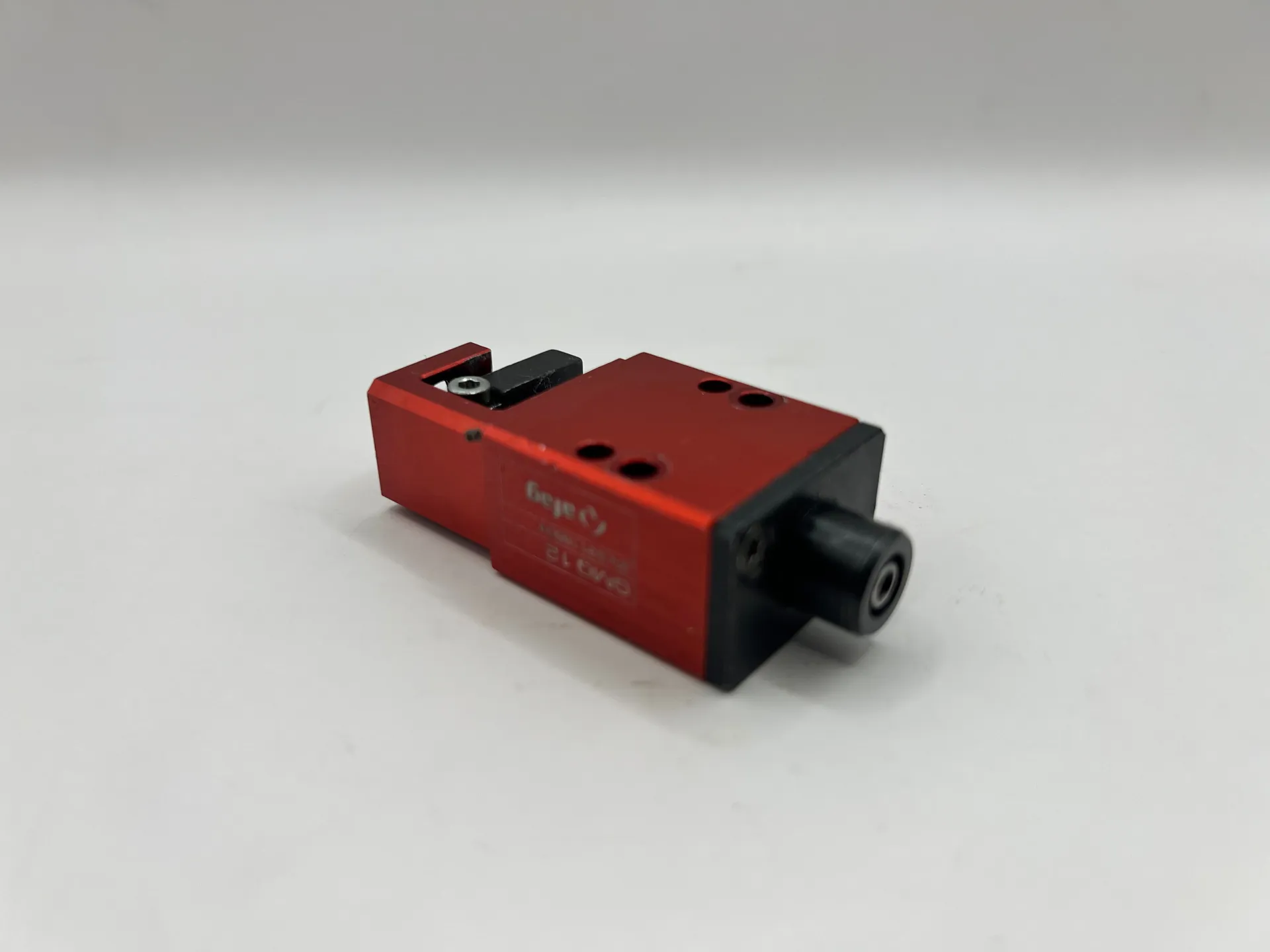1x Afag GMQ12 Pneumatic Parallel Gripper