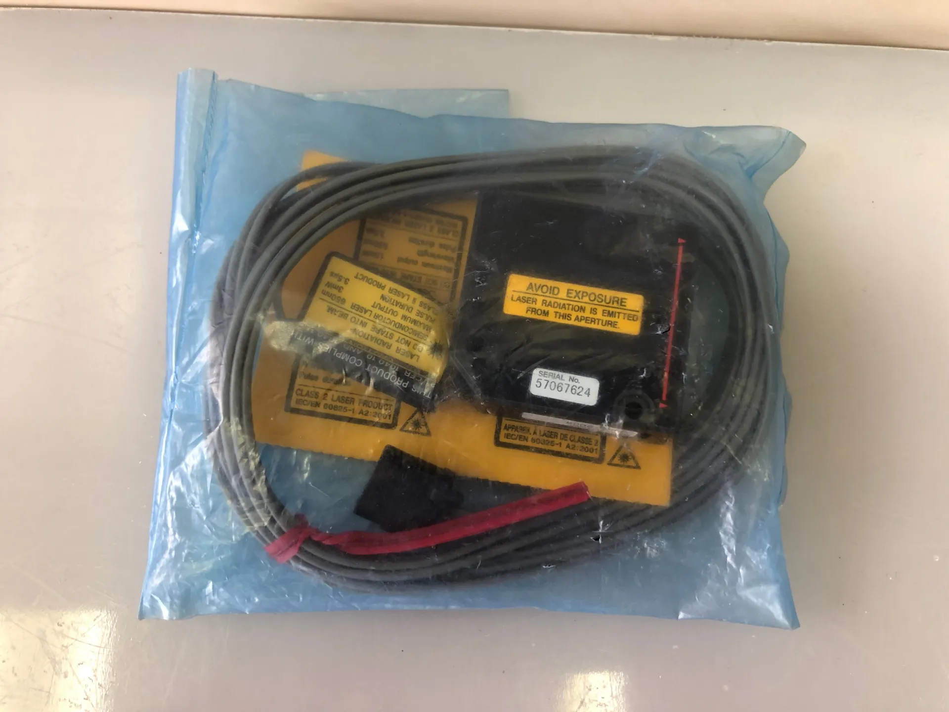 Keyence LV-H300 Thrubeam Laser Sensor Head – High-Precision Detection - Image 1