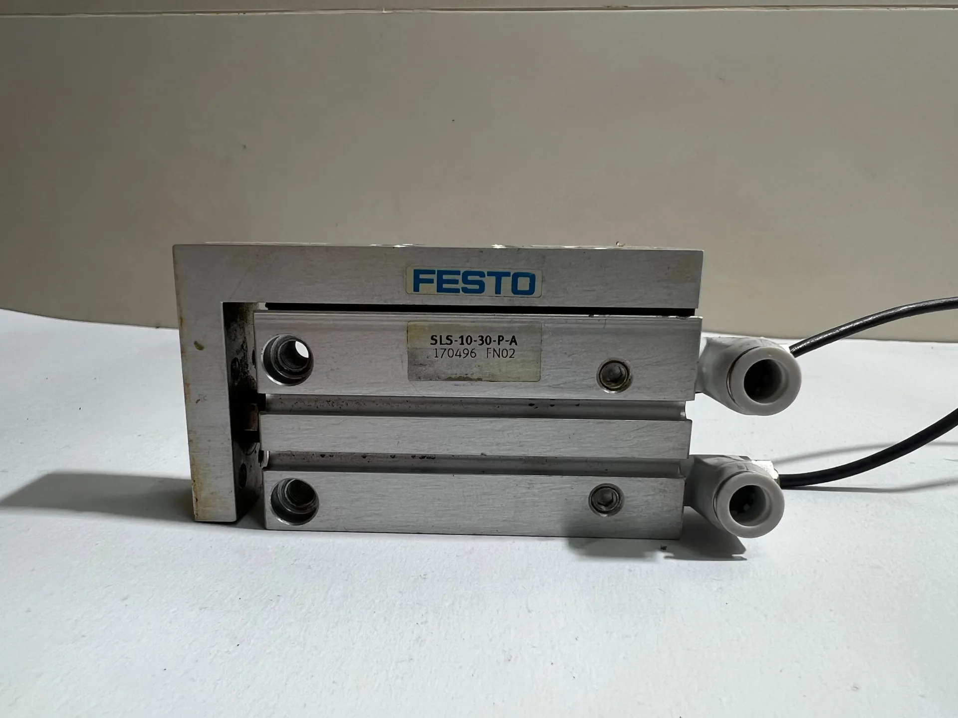 Festo SLS-10-30-P-A 170496 Slide Cylinder with 1.3m Sensor Cable - Thumbnail 2
