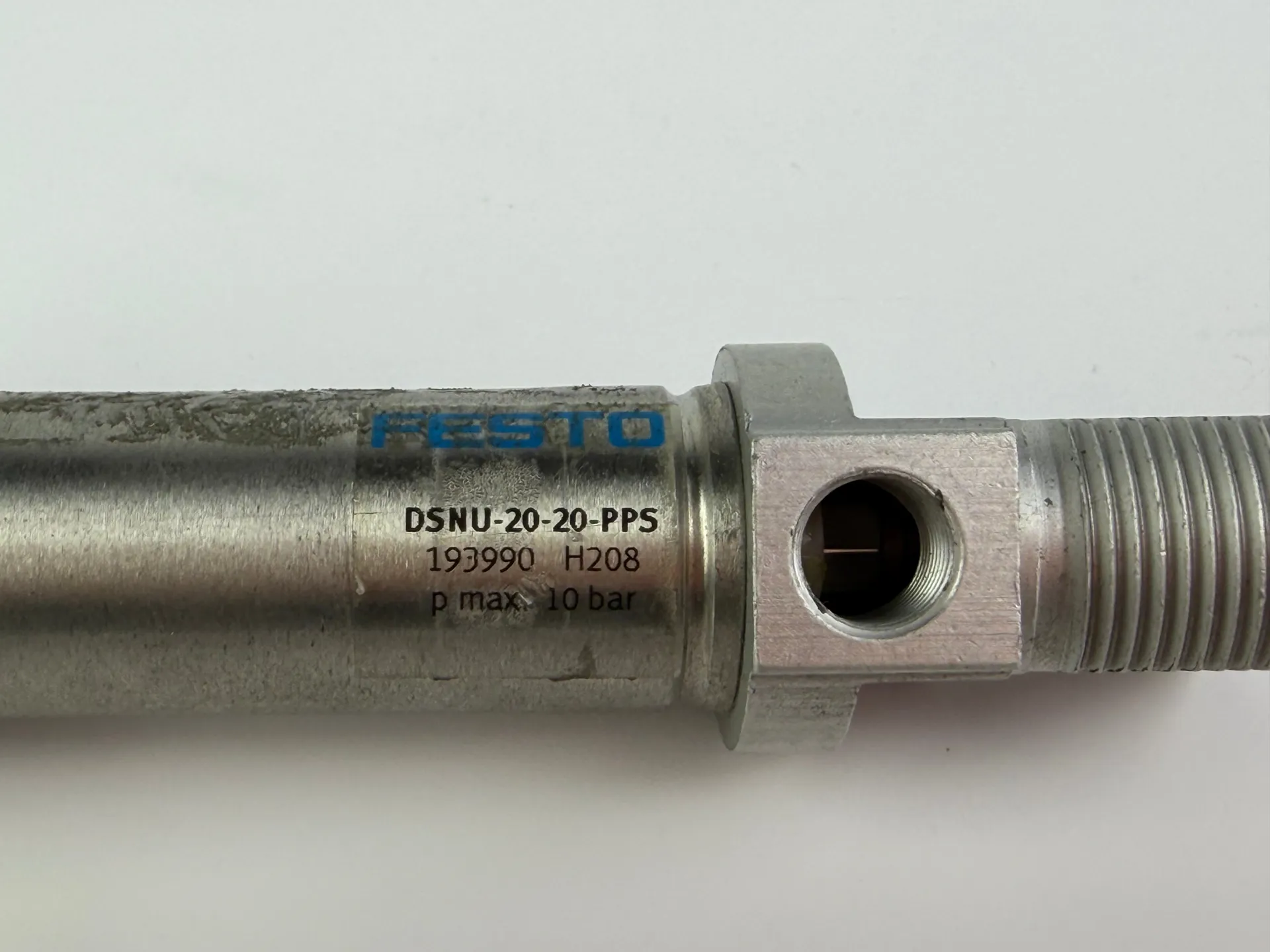 Festo DSNU-20-20-PPS Pneumatic Cylinder 20mm Bore 20mm Stroke Max 10 Bar - Thumbnail 4