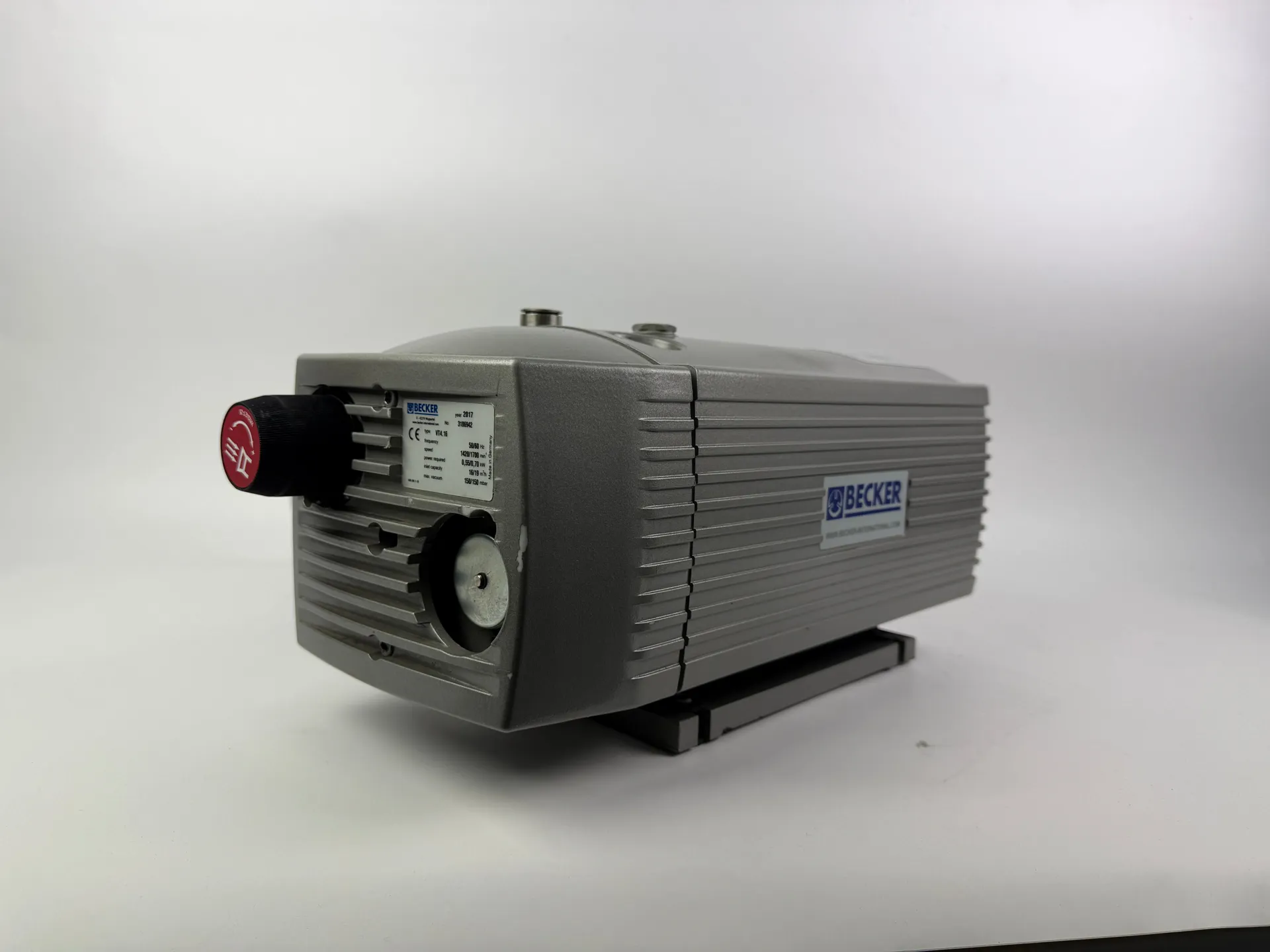 Becker VT4.16 Rotary Vane Vacuum Pump 0.55/0.70kW 3-Phase 16-19 m³/h 2017 - Thumbnail 13