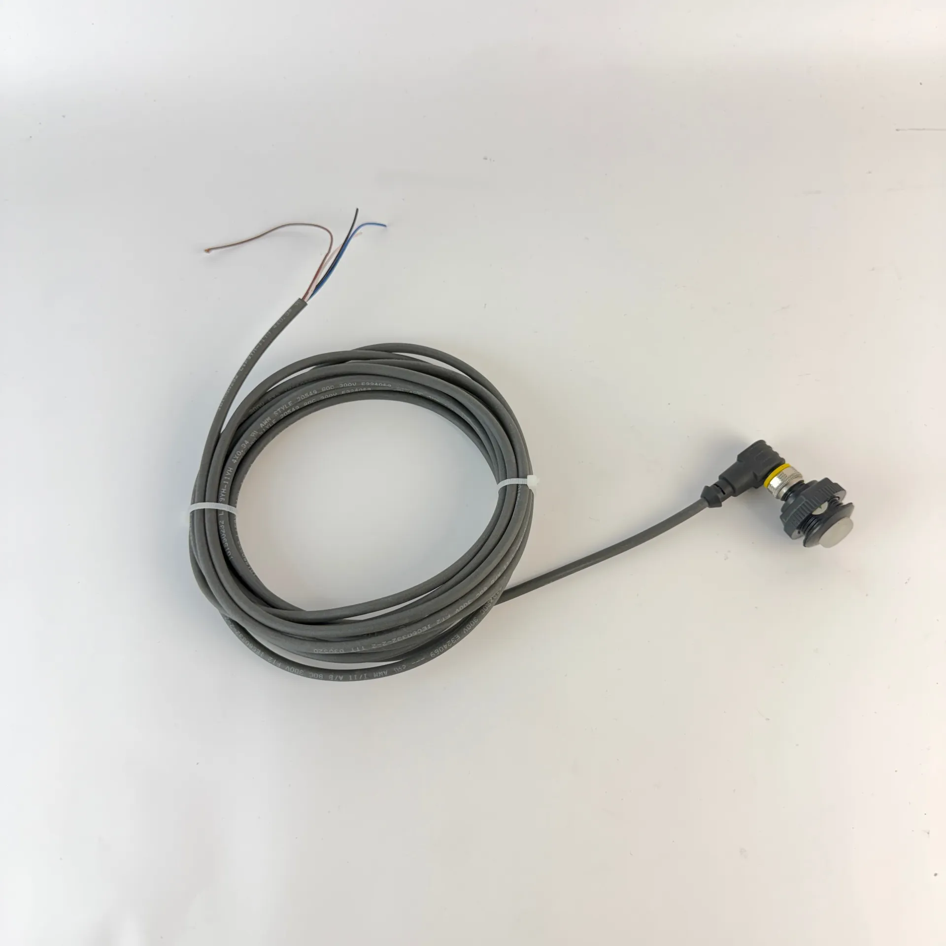 Banner S22LGRYPQ 3-Color LED Panel Mount Indicator 10-30VDC with TURCK 5m M12 Cable