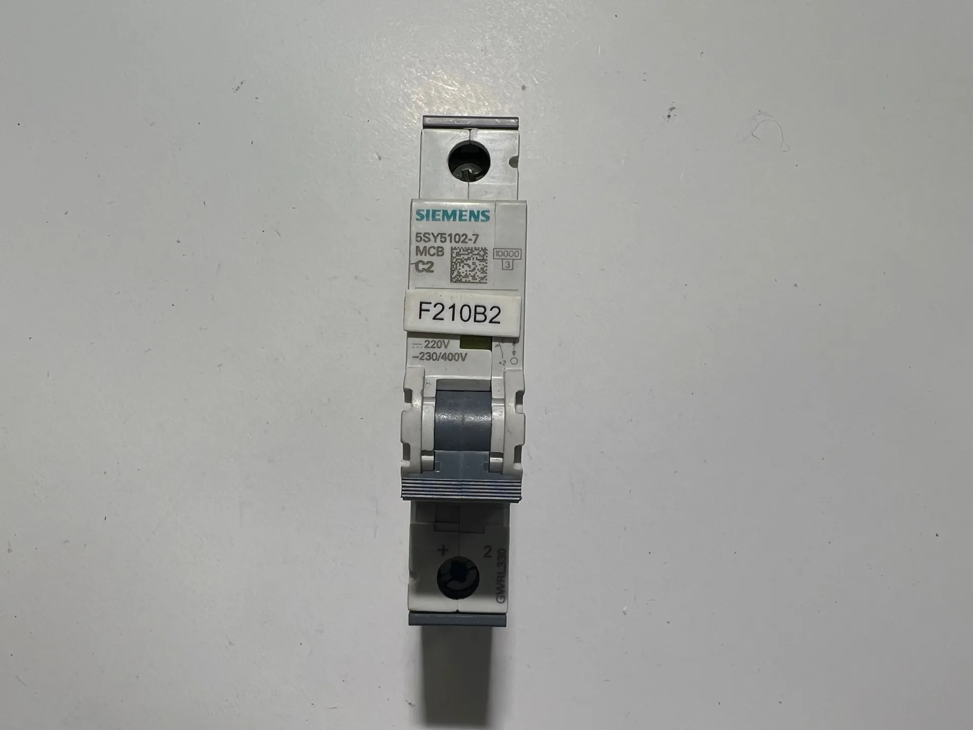 Siemens 5SY5102-7 MCB C2 Circuit Breaker - Thumbnail 2