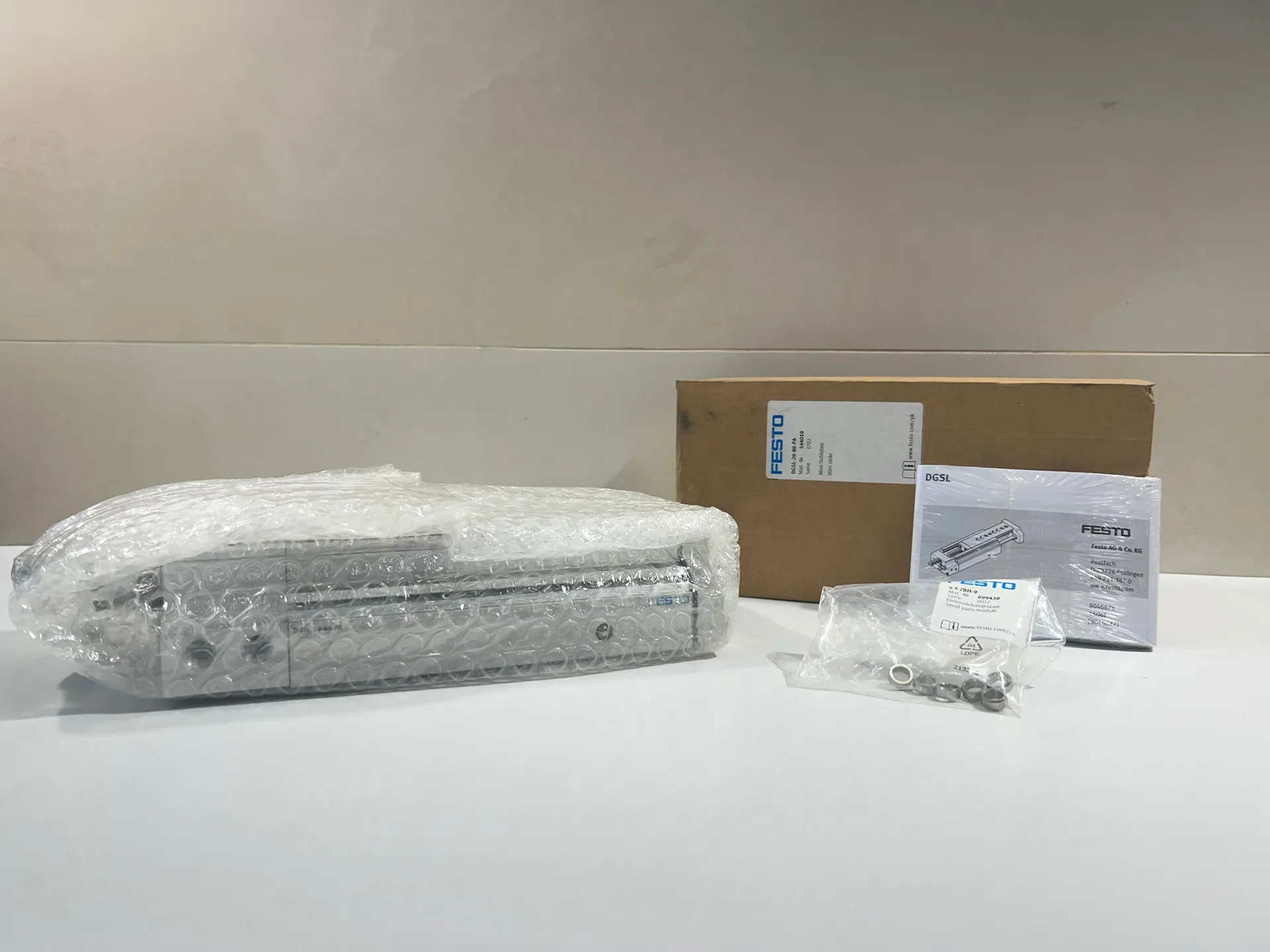Festo DGSL-20-80-PA 544010 Mini Slide – Unused / Original Packaging - Thumbnail 2