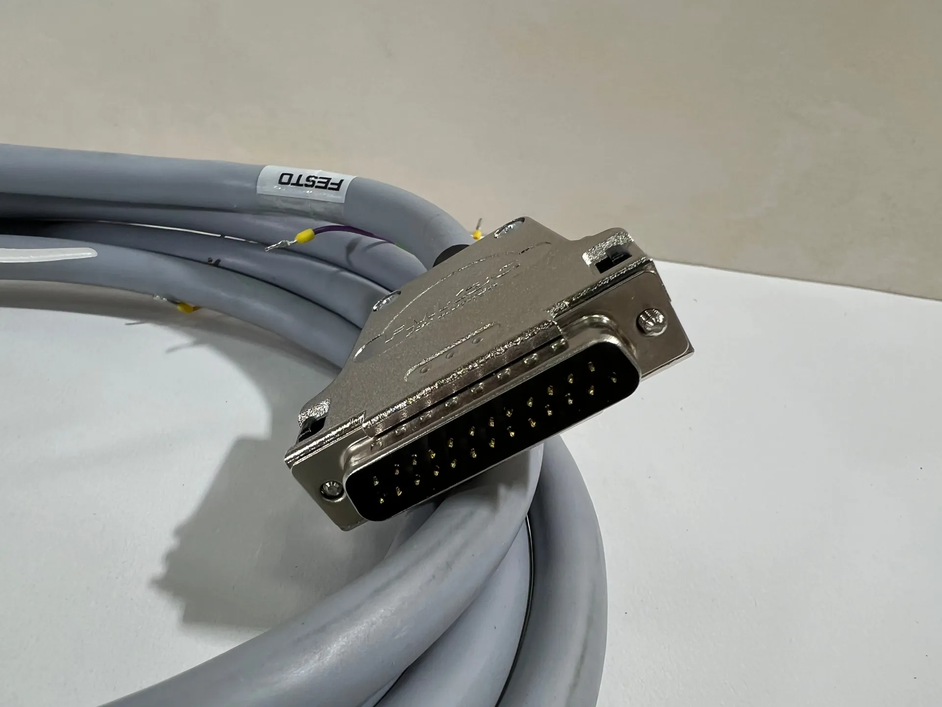 Festo NEBC-S1G25-K-2.5-N-LE26 Control Line Cable 552254 - Thumbnail 3