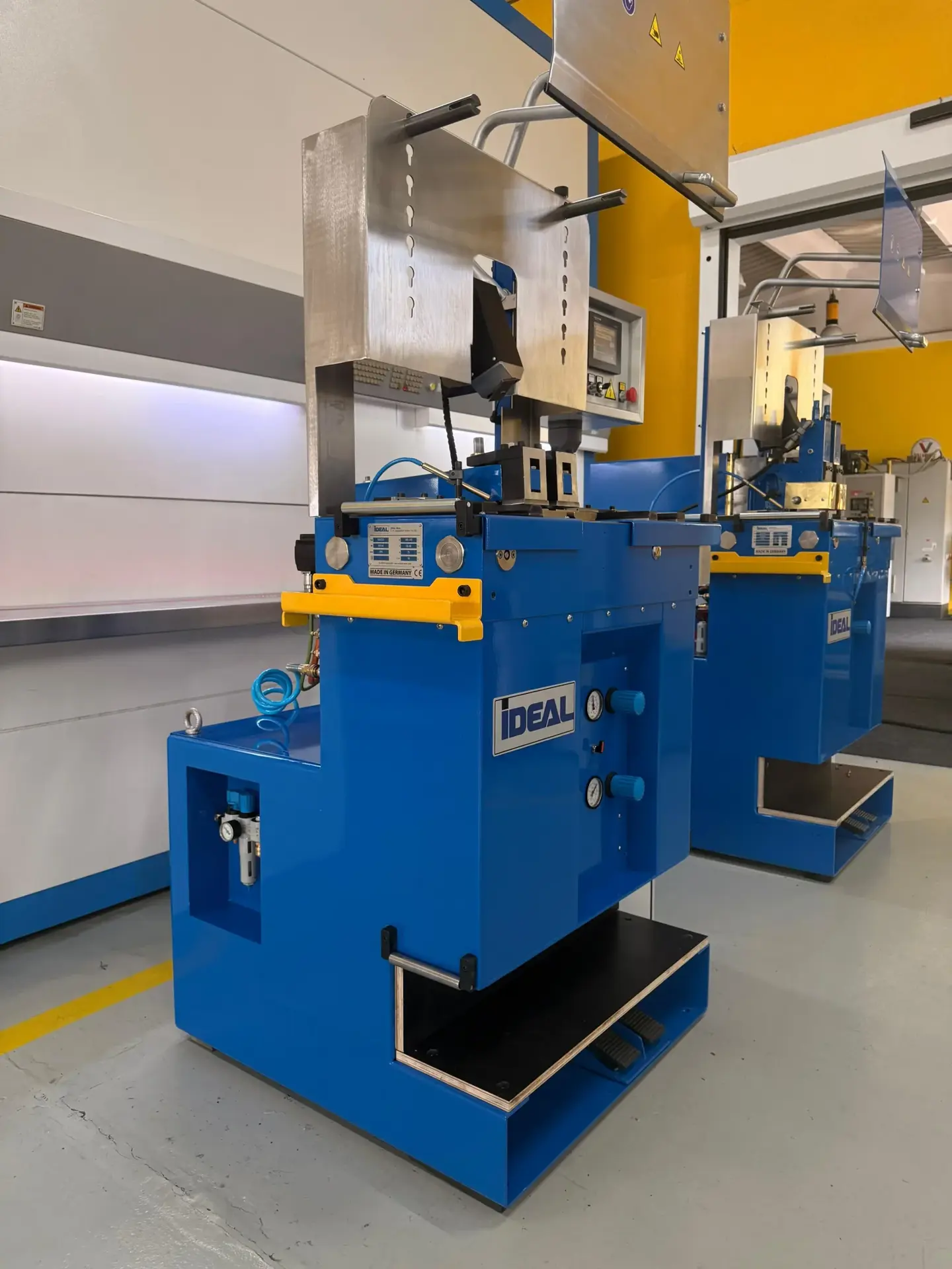 iDEAL BAS 320 Flash Butt Welding Machine for Band Saw Blades up to 50 mm - Thumbnail 11