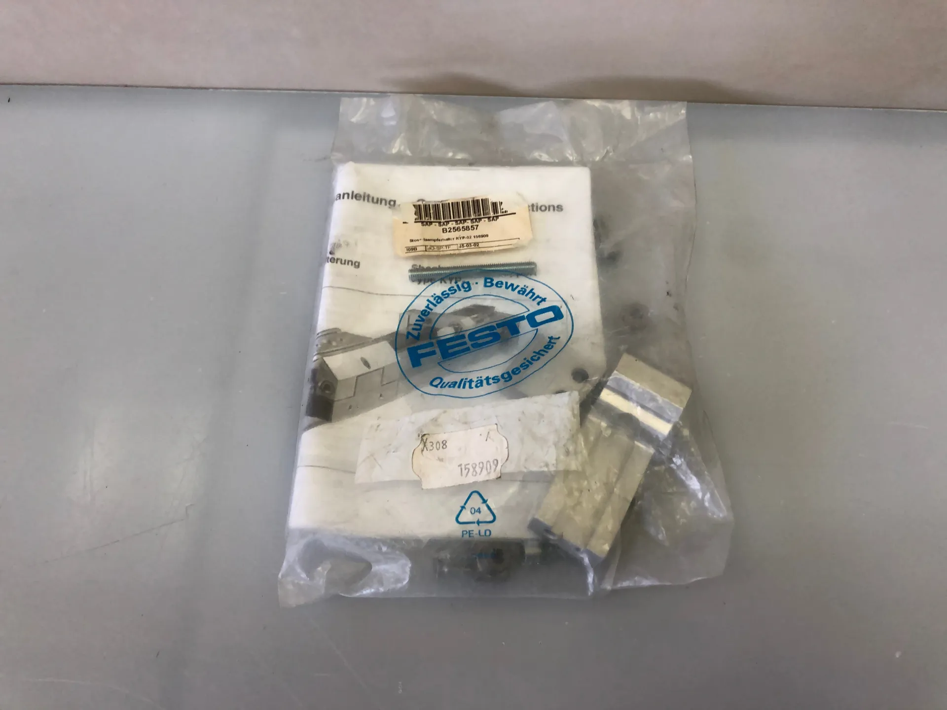 Festo 158909 Shock Absorber Support Kit KYP-32 - Thumbnail 2