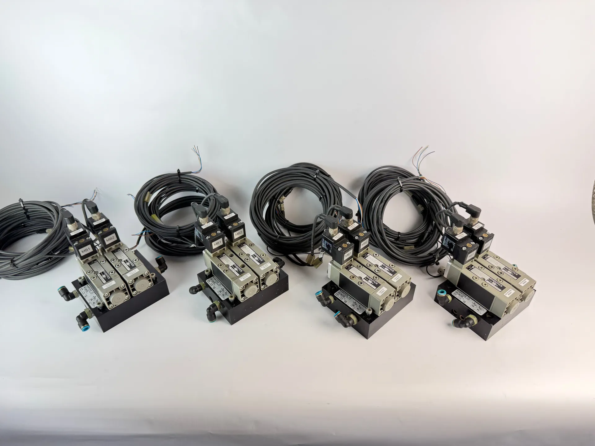 1x AVENTICS Dual 5/2 Valve R422 102 677 Valve Island R422 003 622 Coils Sensors - Thumbnail 10