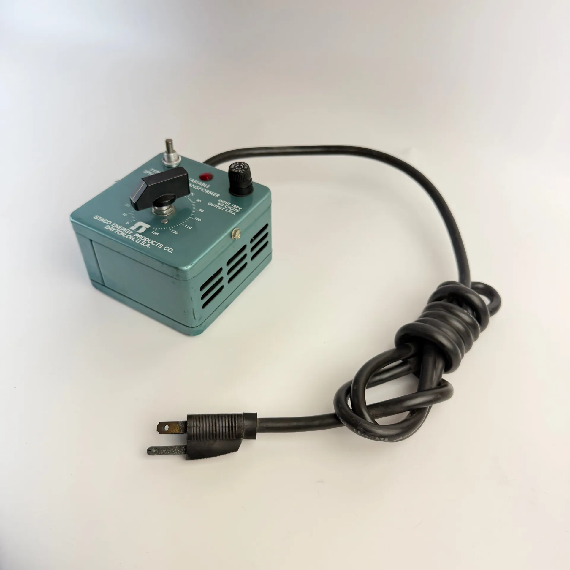 Staco Energy 3PN171 Variable Autotransformer 120V 1.75A 0-130V AC - Thumbnail 2