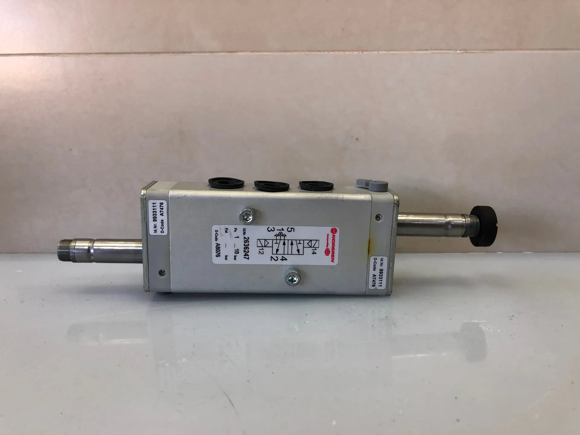 Norgren 2636247 Solenoid Valve - Image 1