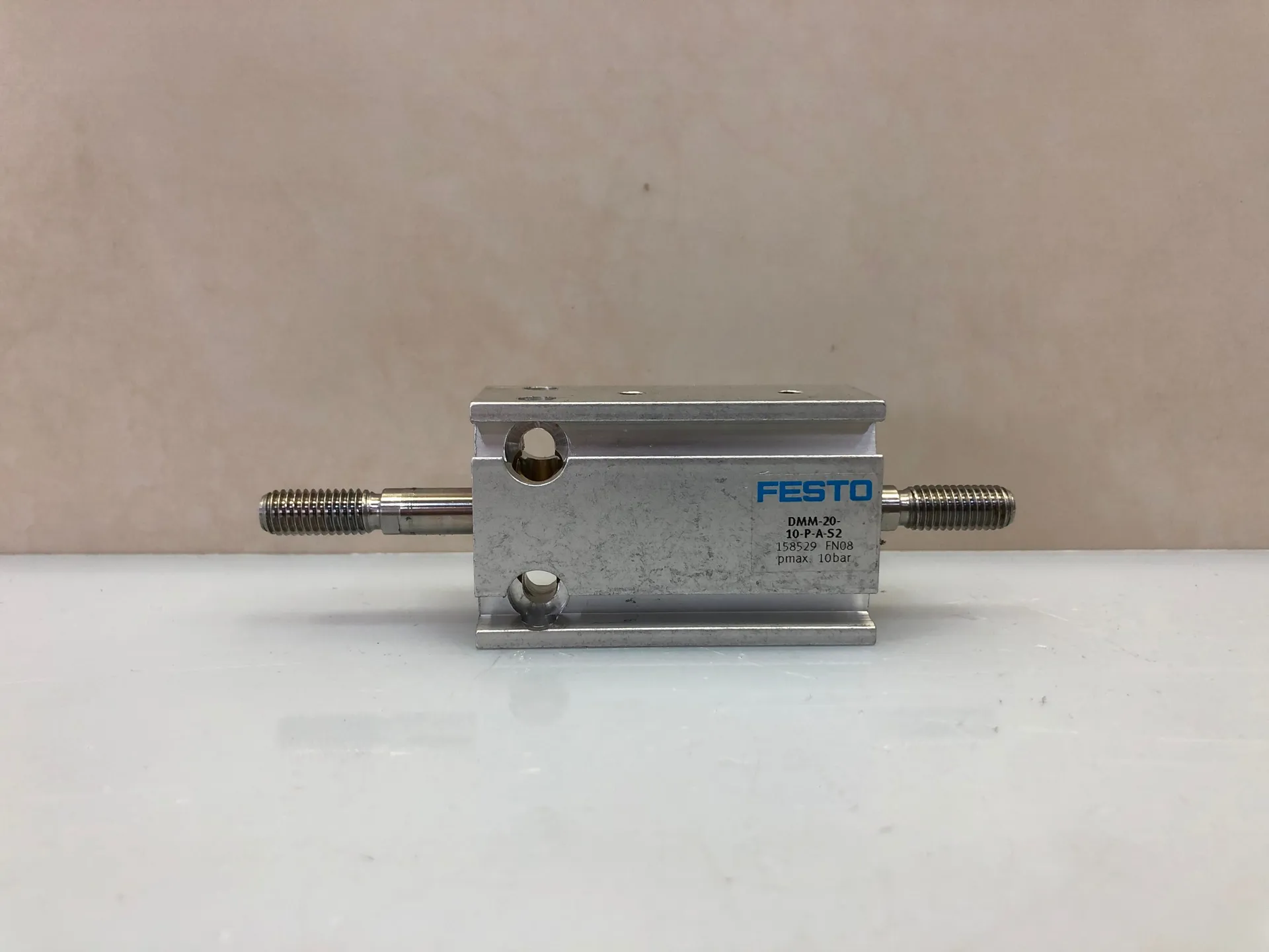 Festo DMM-20-10-P-A-S2 Twin Rod Pneumatic Cylinder – 20mm Bore, 10mm Stroke (158529) - Thumbnail 2