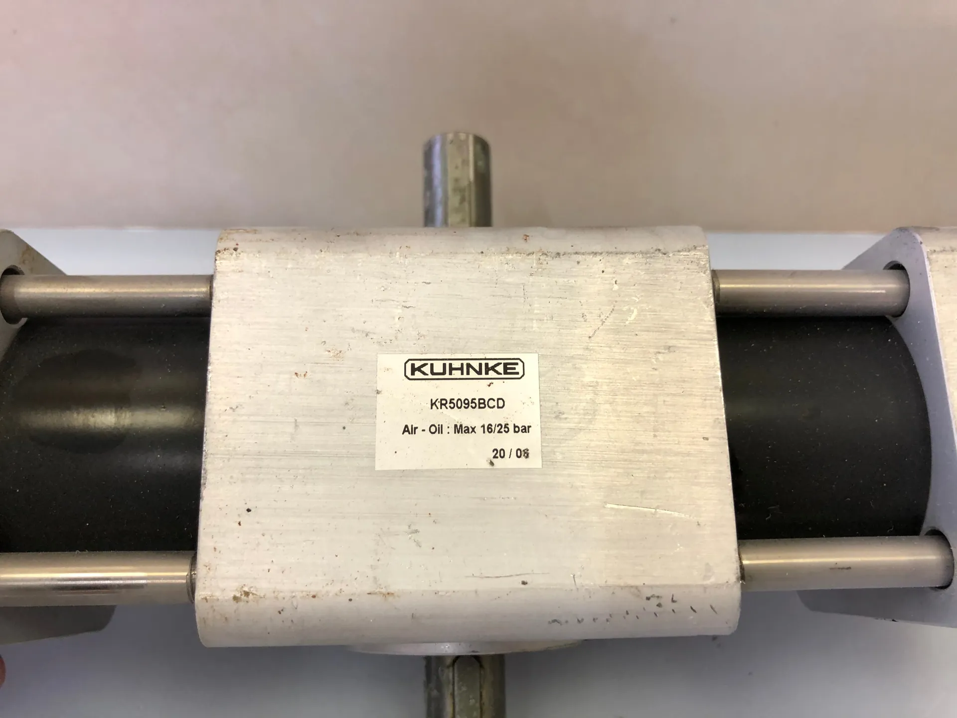 KUHNKE KR5095BCD Rotary Actuator – Precision Pneumatic Drehantrieb - Thumbnail 3