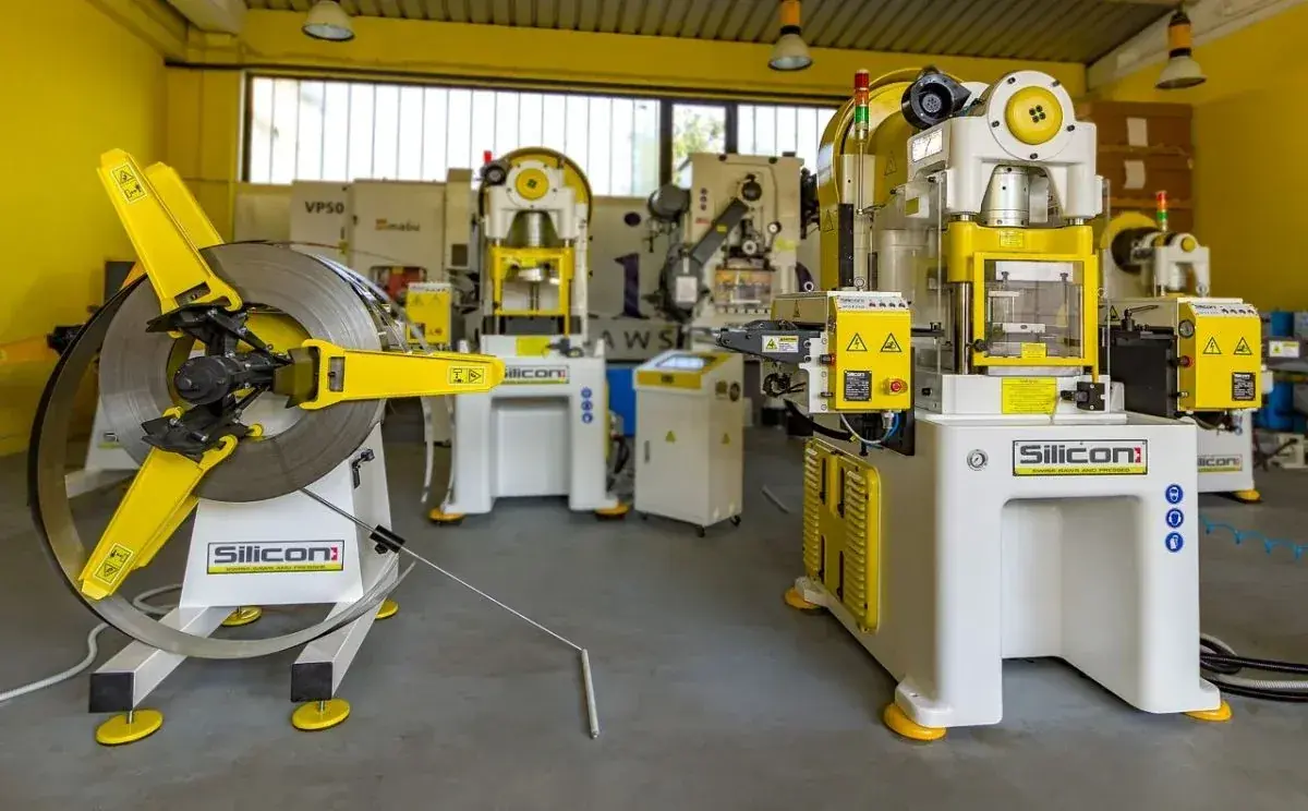 Silicon+ MOT01-300 Motorised Decoiler 1 t, Strip up to 300 mm - Thumbnail 4