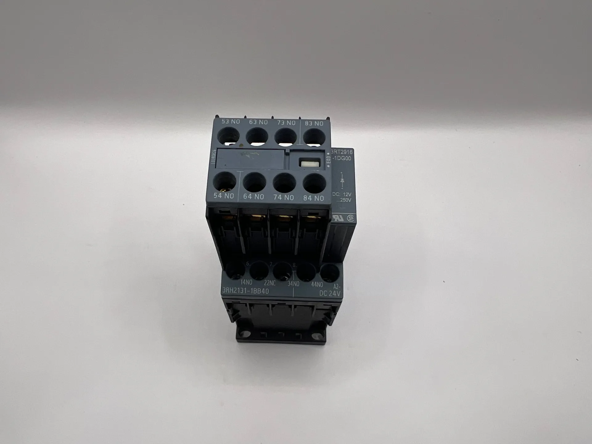 Siemens SIRIUS 3RH2131-1BB40 Contactor + 3RT2916-1DG00 + 3RH2911-1XA40-0MA0 - Thumbnail 3