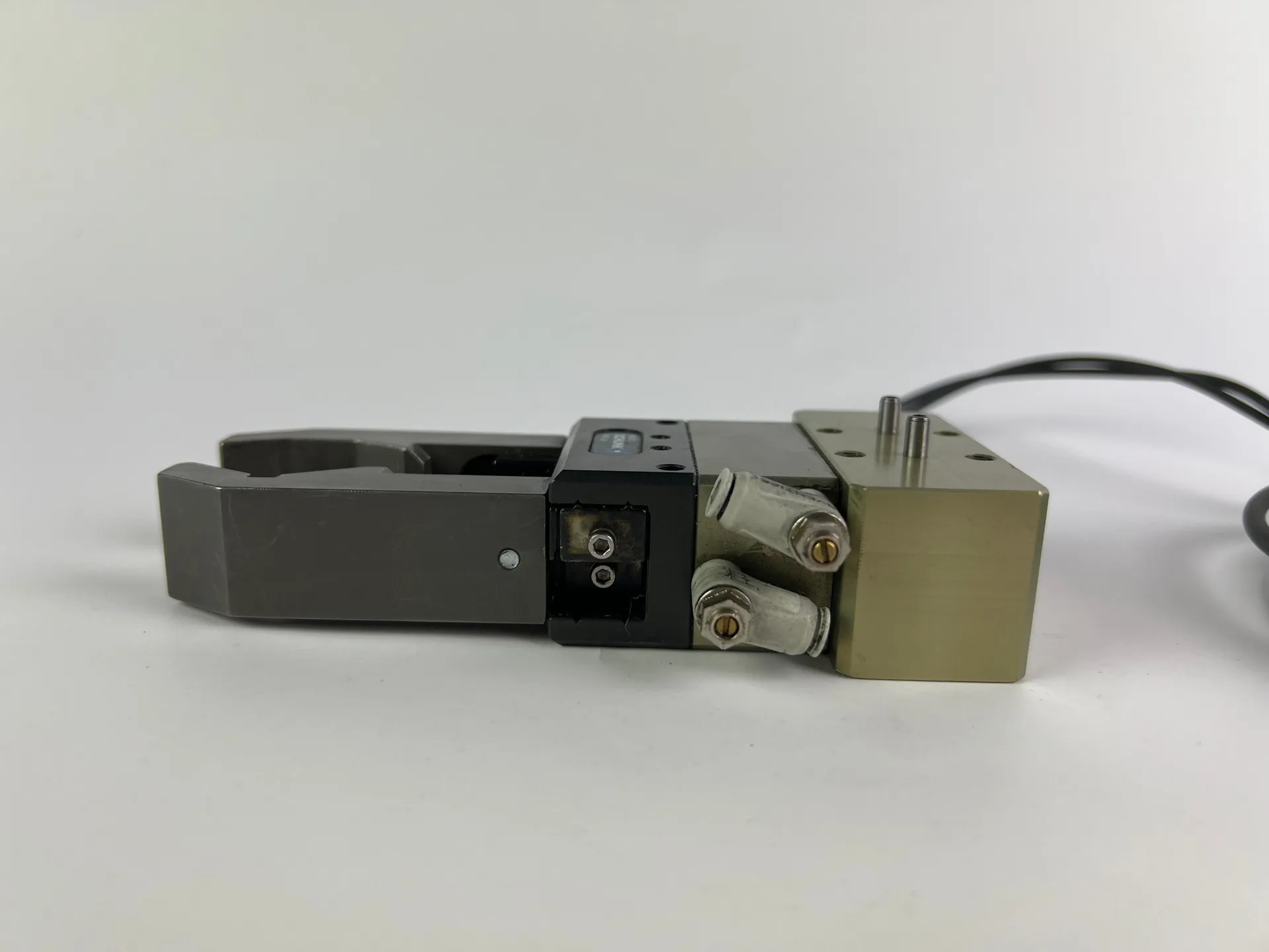 Schunk MPG 50 Two-Finger Parallel Gripper 340013 + 2x Balluff BES00JJ Inductive Sensors 160cm - Thumbnail 4