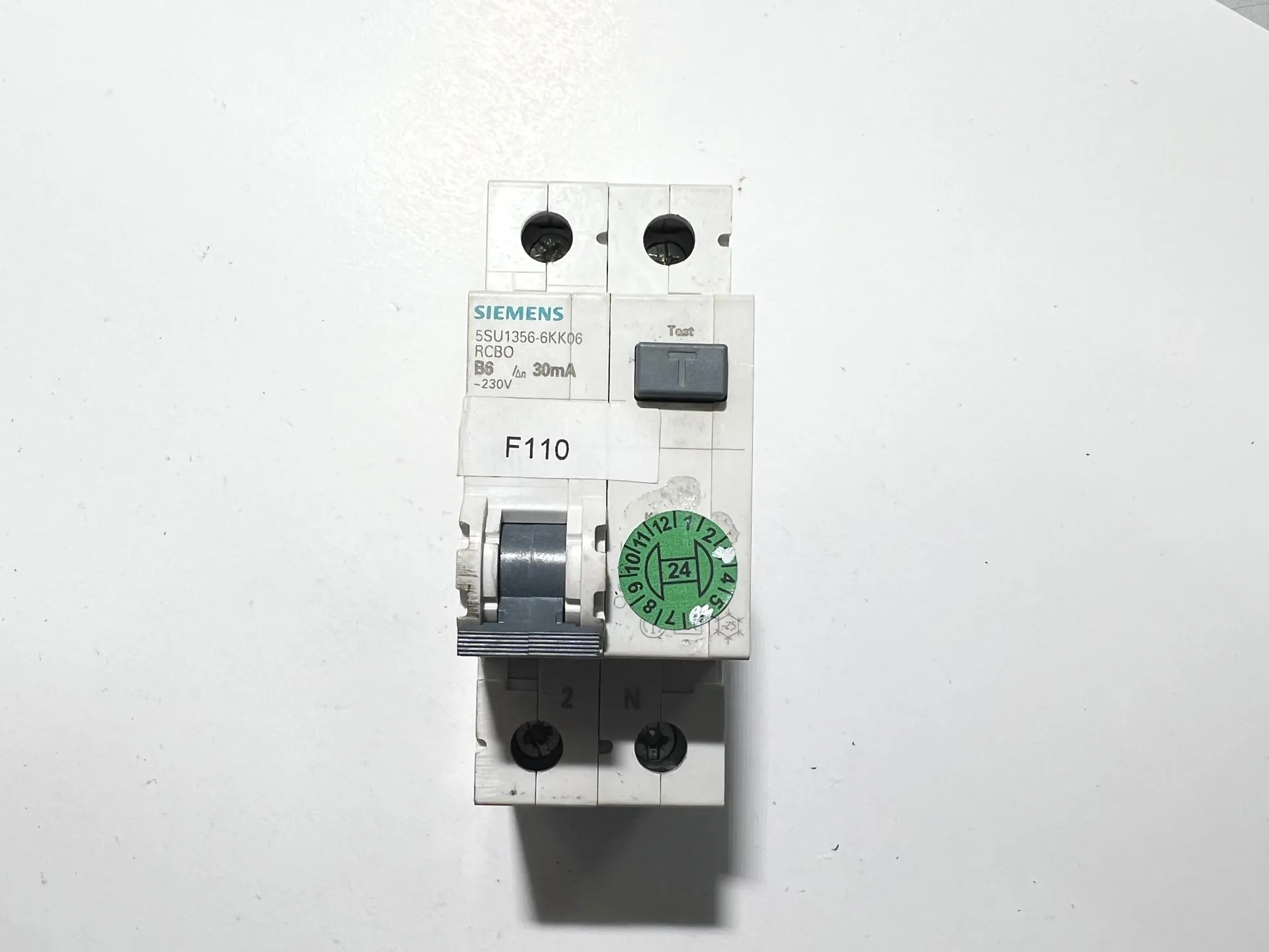 1x Siemens 5SU1356-6KK06 RCBO B6 30mA 230V 6kA Circuit Breaker - Image 1