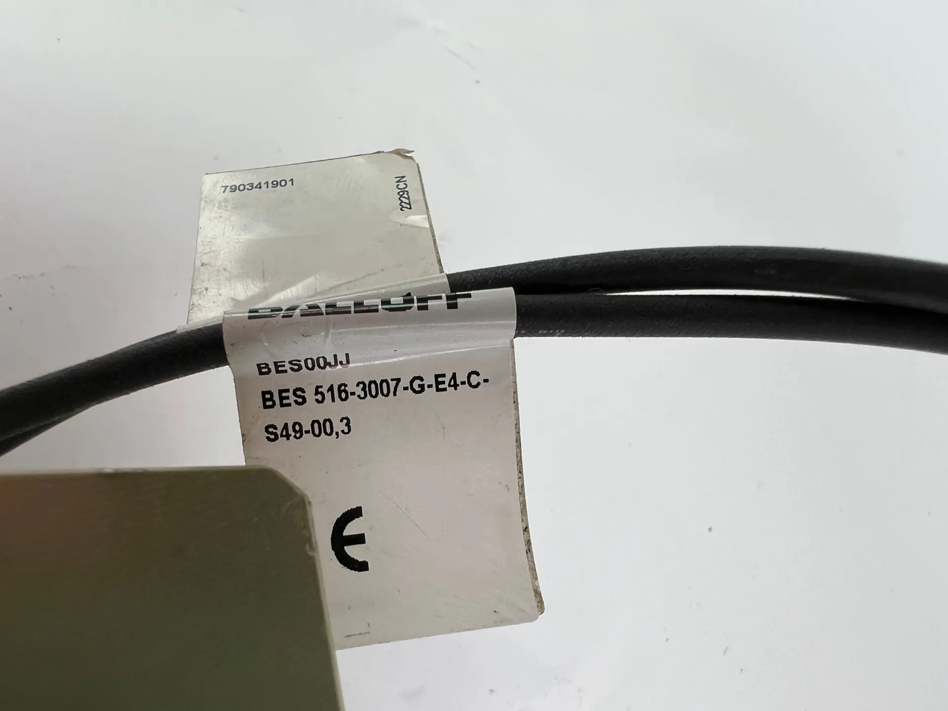 Schunk MPG 50 Two-Finger Parallel Gripper 340013 + 2x Balluff BES00JJ Inductive Sensors 160cm - Thumbnail 7
