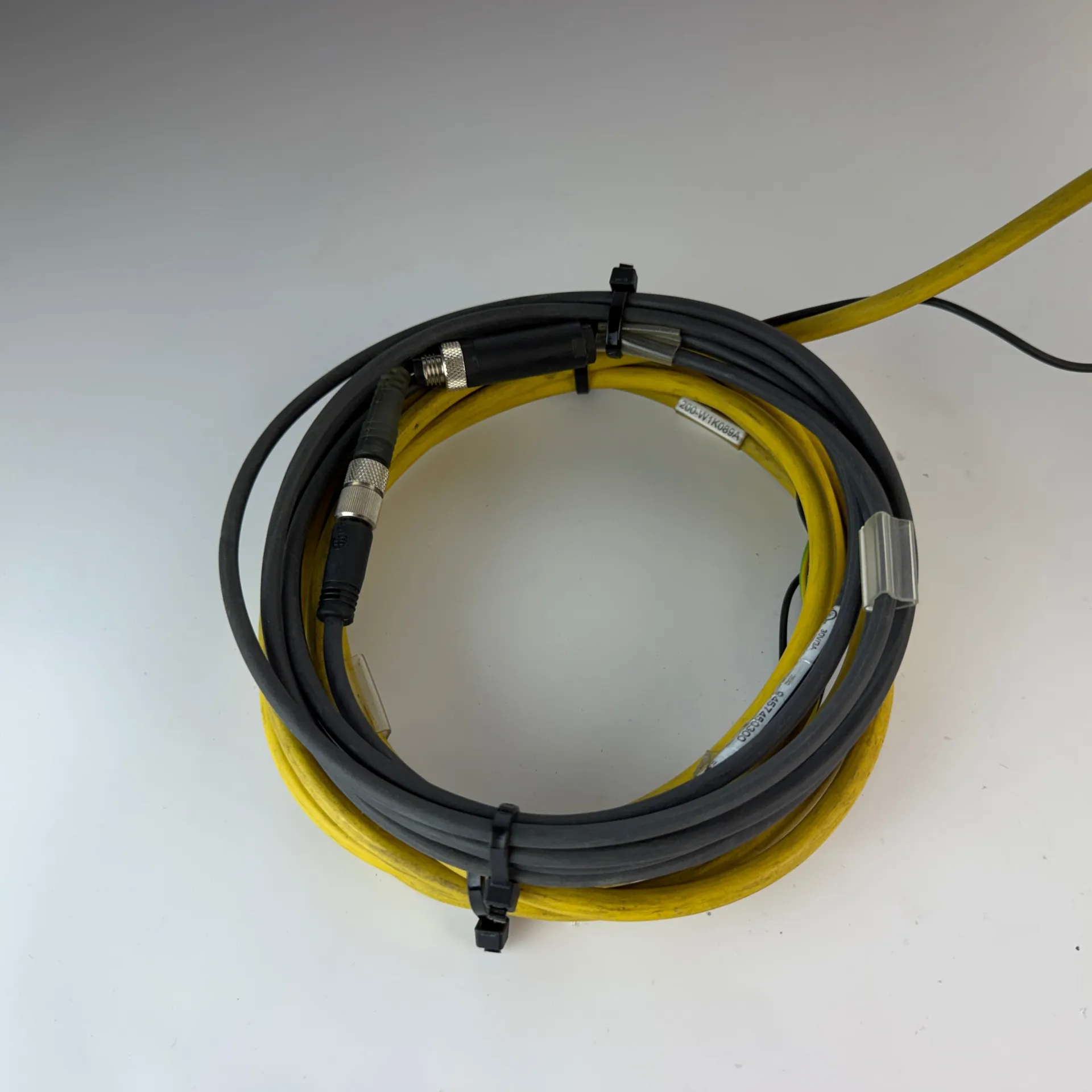 AVENTICS R422 002 577 Pneumatic Valve w/ Coil 1824210223 Sensor 275cm Cable - Thumbnail 8