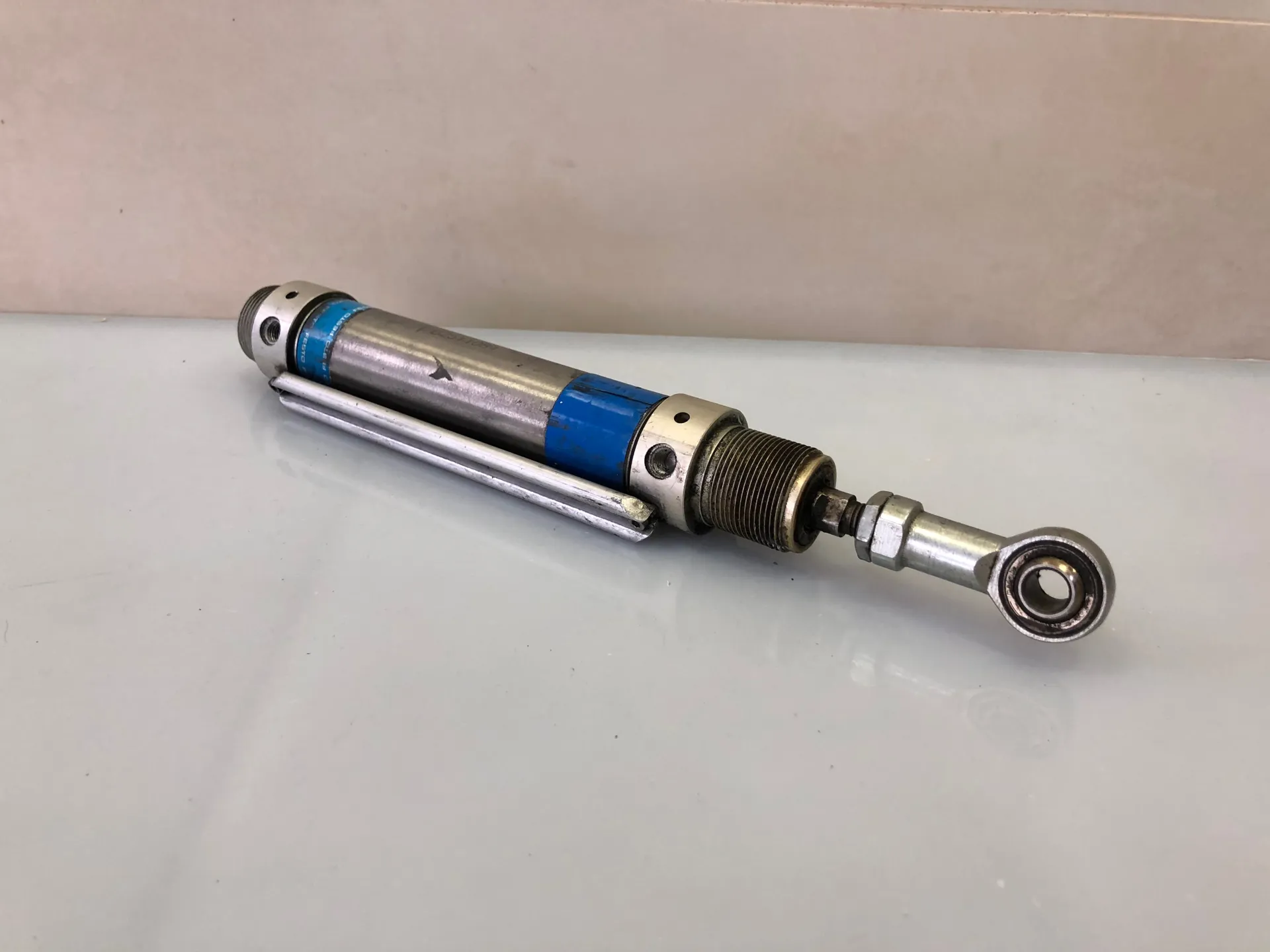 FESTO, DSW-32-80PA , CYLINDER, DOUBLE ACTING, 10BAR/145PSI. - Thumbnail 2