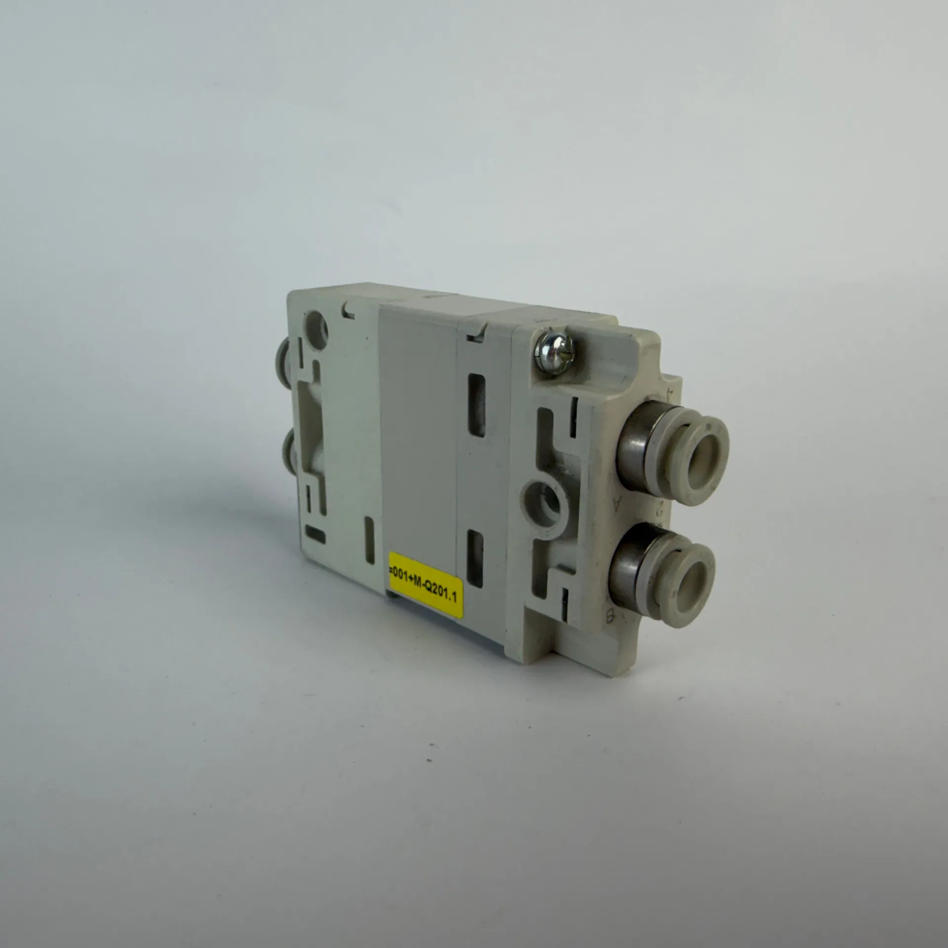 SMC VQ2000-FPG-C8C8-F Double Check Block 4-Way Pneumatic Valve Manifold Module - Thumbnail 5