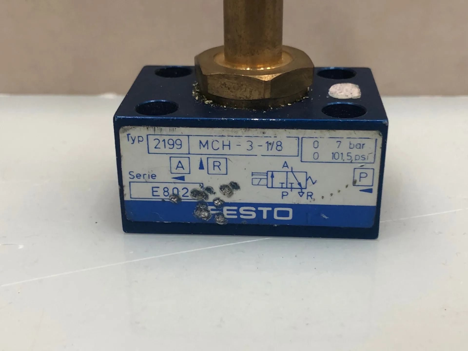 1x  Festo MCH-3-1/8 Pneumatic 3-Port Directional Valve E802 Typ 2199 – 1/8" Ports - Thumbnail 3
