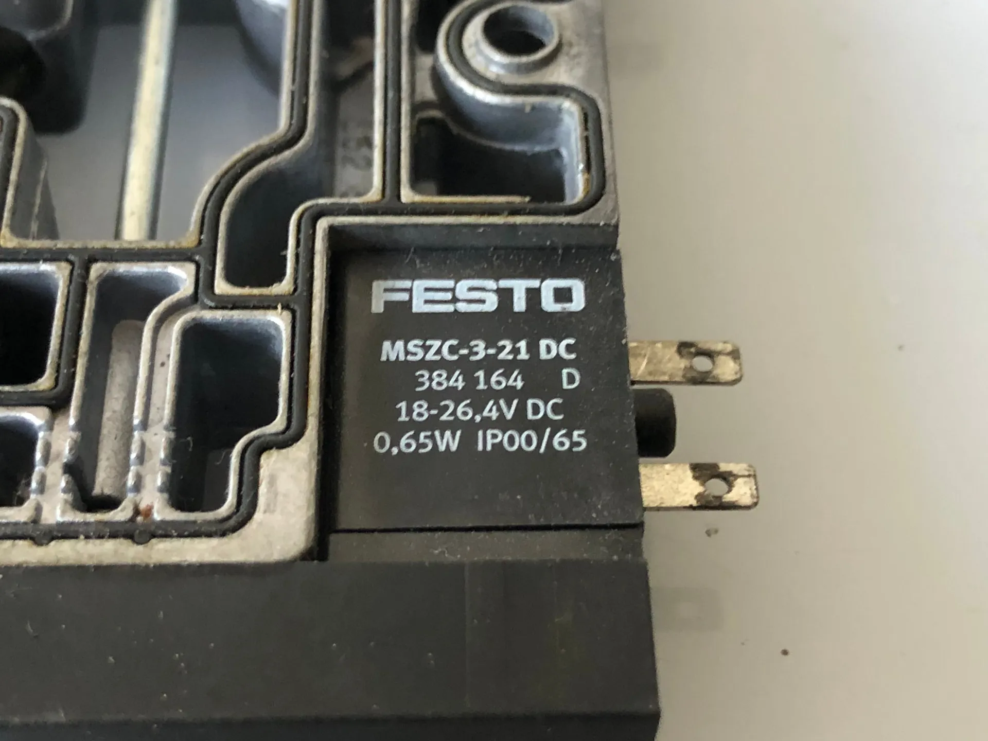 1x Festo MSZC-3-21 DC 384164 Pneumatic Solenoid Valve – 21V DC, 0.65W, IP00/IP65 - Thumbnail 5