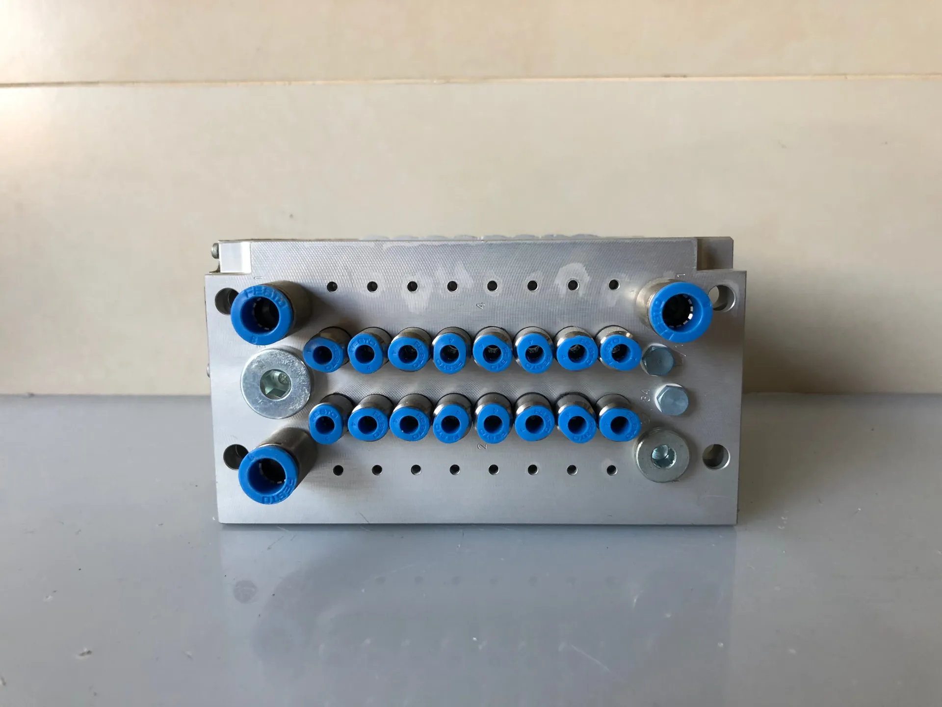 Festo CPV10-GE-MP-8 18255 Valve Terminal – 8-Station Pneumatic Manifold - Thumbnail 4