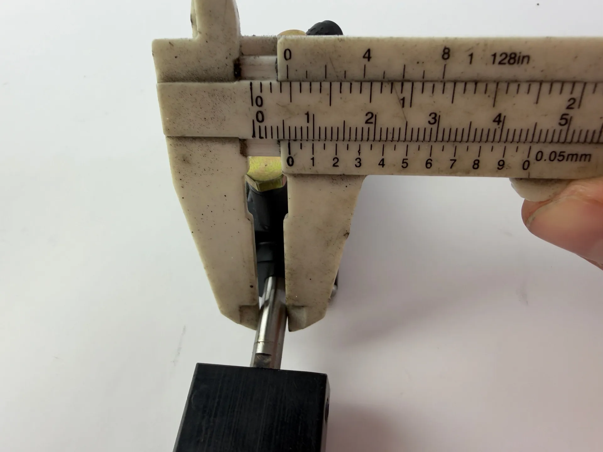 Mini Pneumatic Cylinder 15mm Stroke 6mm Bore Compact Air Cylinder - Thumbnail 6
