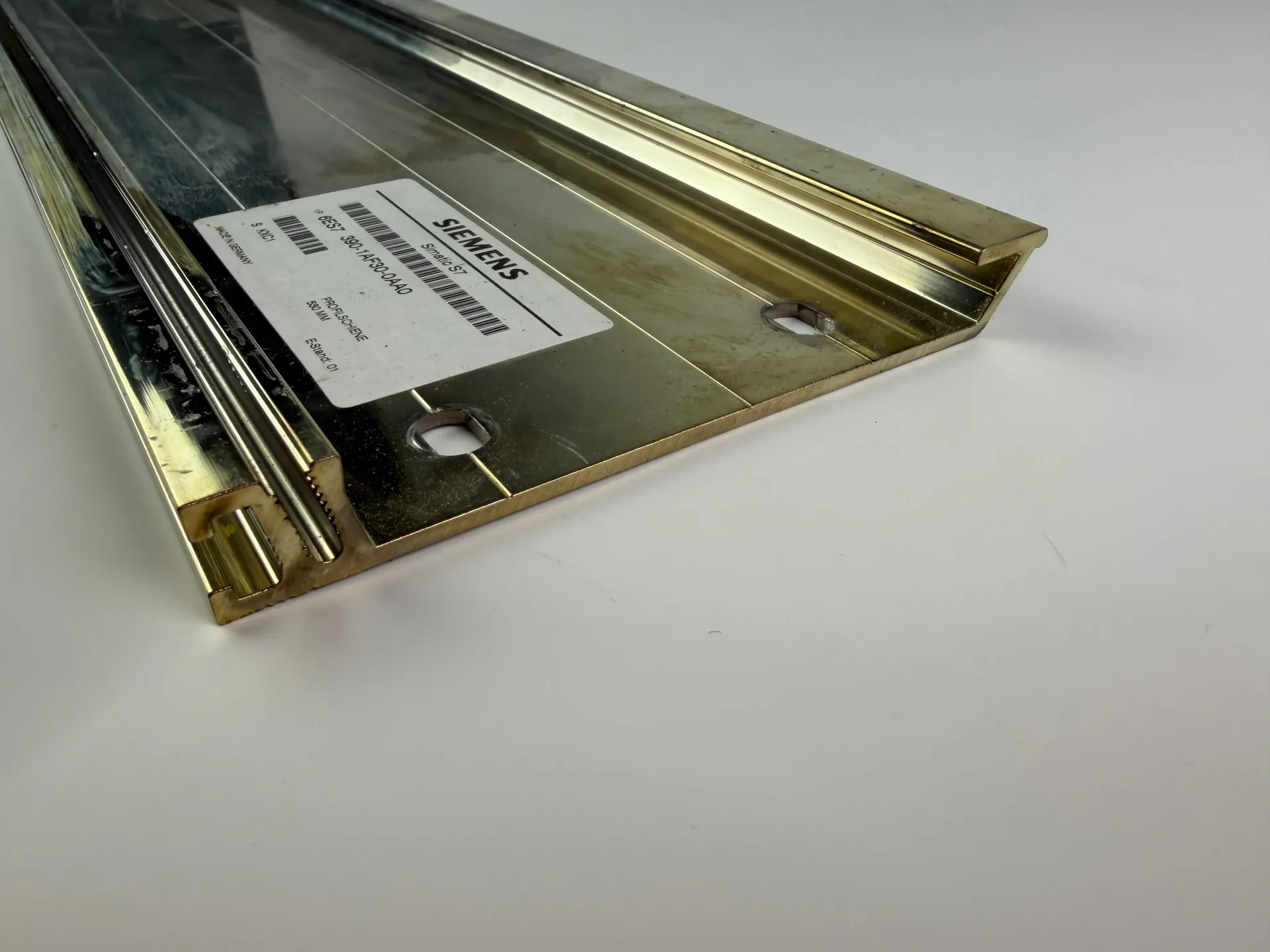 Siemens 6ES7 390-1AF30-0AA0 SIMATIC S7 Profile Rail – 530 mm - Thumbnail 3