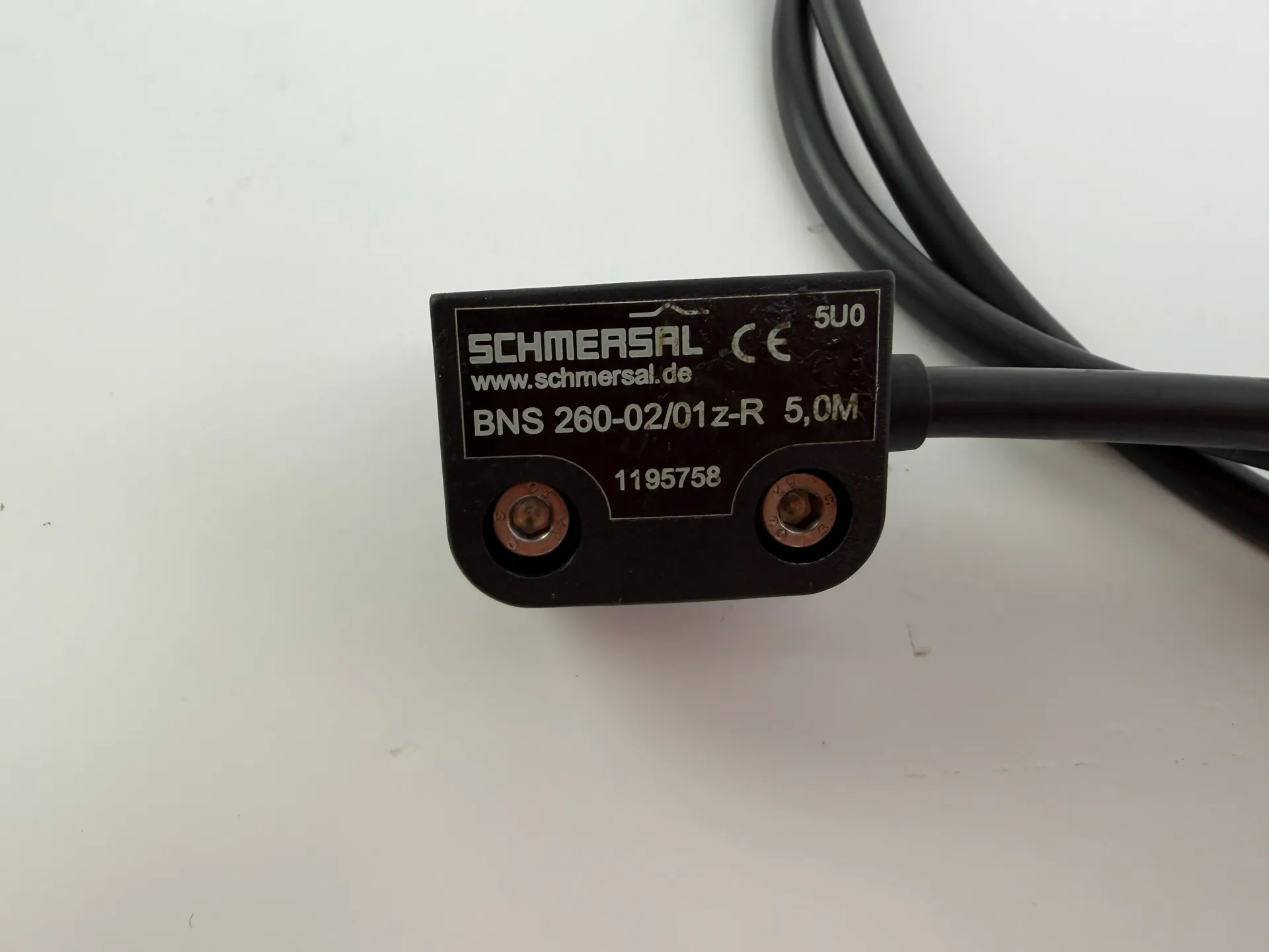 1x SCHMERSAL BNS 260-02/01Z-R 5.0M Magnetic Safety Sensor + BPS 260-1 Receiver - Thumbnail 2