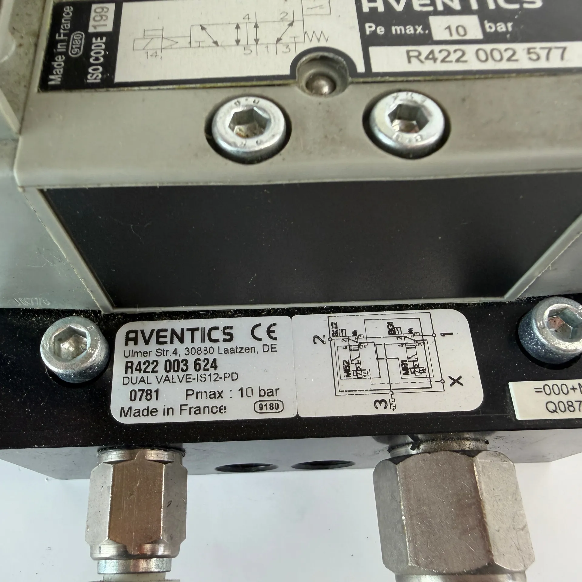 AVENTICS Dual 5/2 Directional Valve R422 002 577 w/ Valve Island R422 003 624 + Sensors - Thumbnail 9