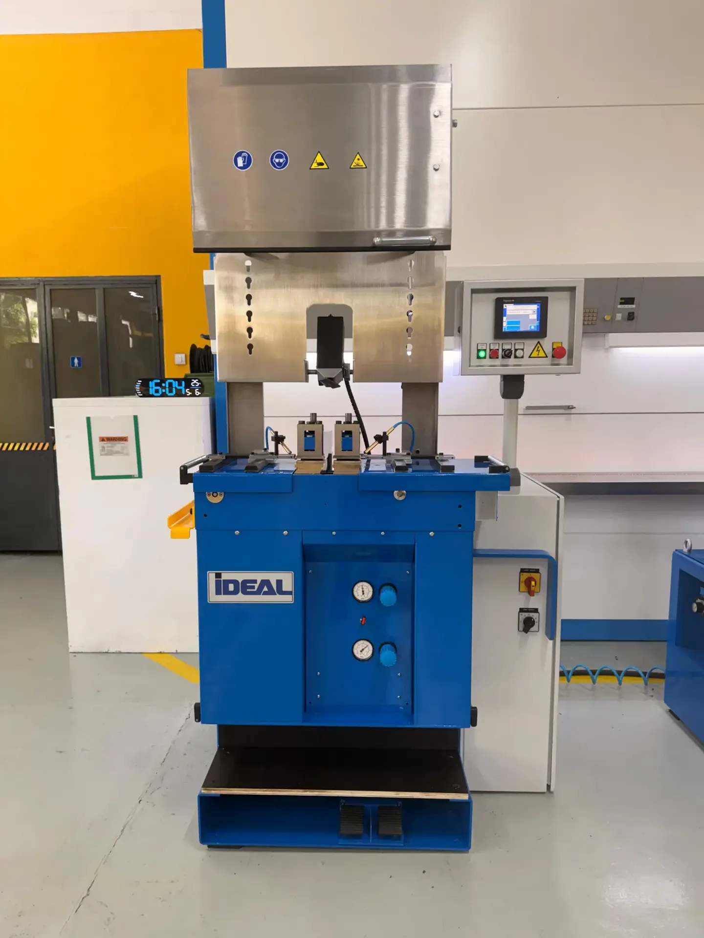 iDEAL BAS 320 Flash Butt Welding Machine for Band Saw Blades up to 50 mm - Thumbnail 4