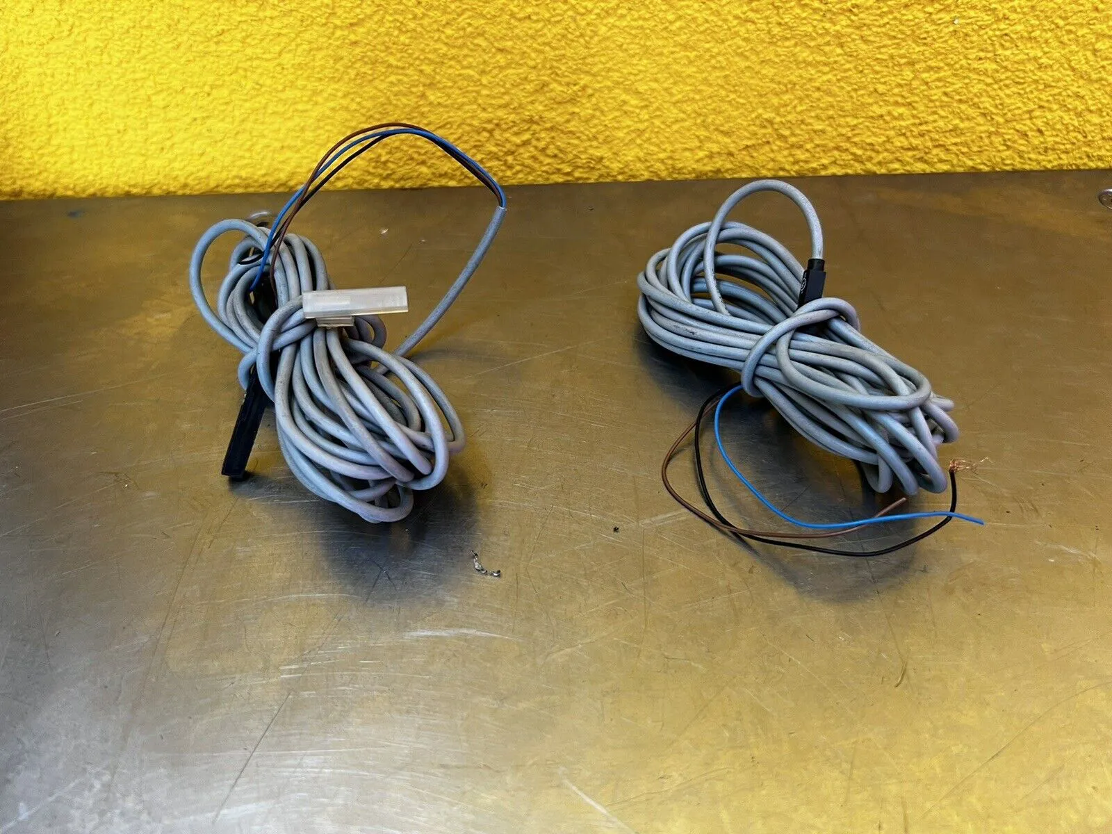Festo Pneumatic Position Detector SME-8M-DS-24V-K5,0-0E 543863 - Image 1