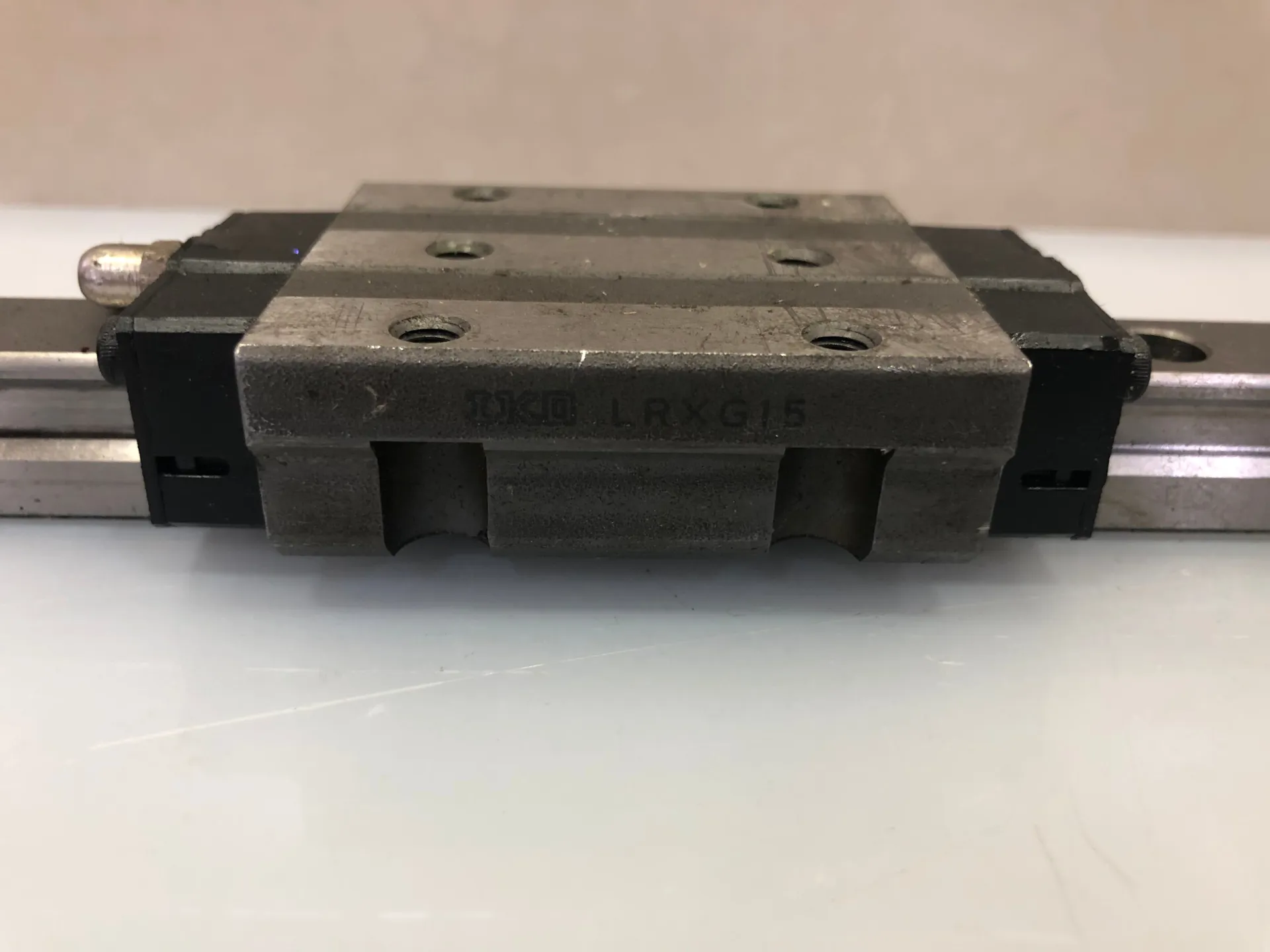 1x IKO LRXG15 Linear Slide – 2 LRXG 15 Blocks with 420mm Rail - Thumbnail 2
