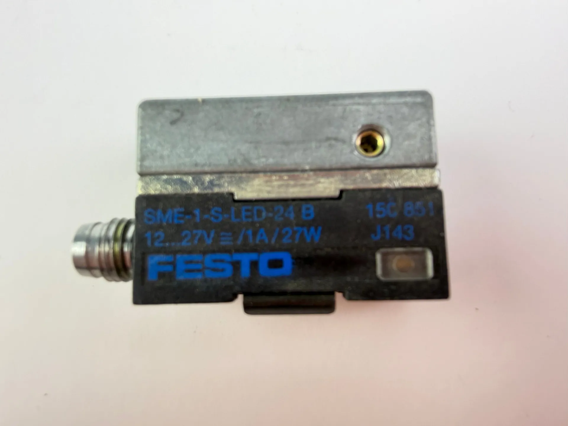 1x Festo 150851 SME-1-S-LED-24-B Proximity Sensor - Thumbnail 2