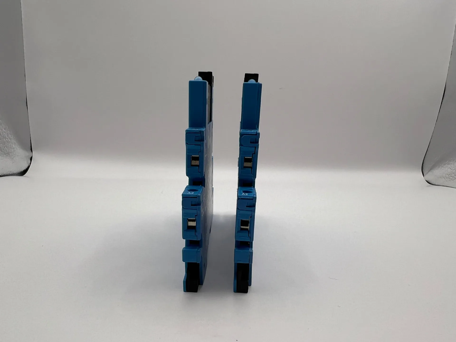 Lot of 2 Finder 93.01.7.024 Relay Sockets + 34.51.7.024.0010 24V 6A Relays - Thumbnail 5