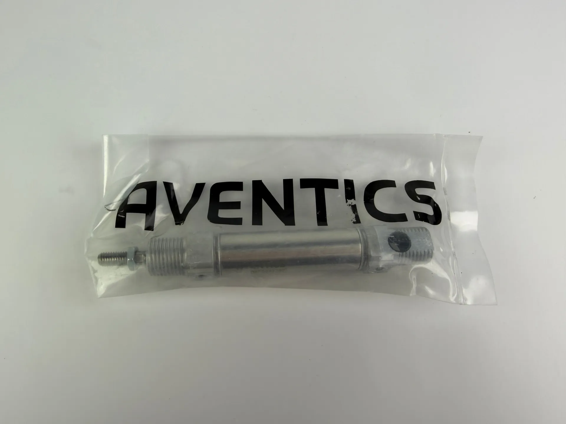 1x Aventics 0822032202 Pneumatic Cylinder – Double Acting – Max 10 Bar - Image 1