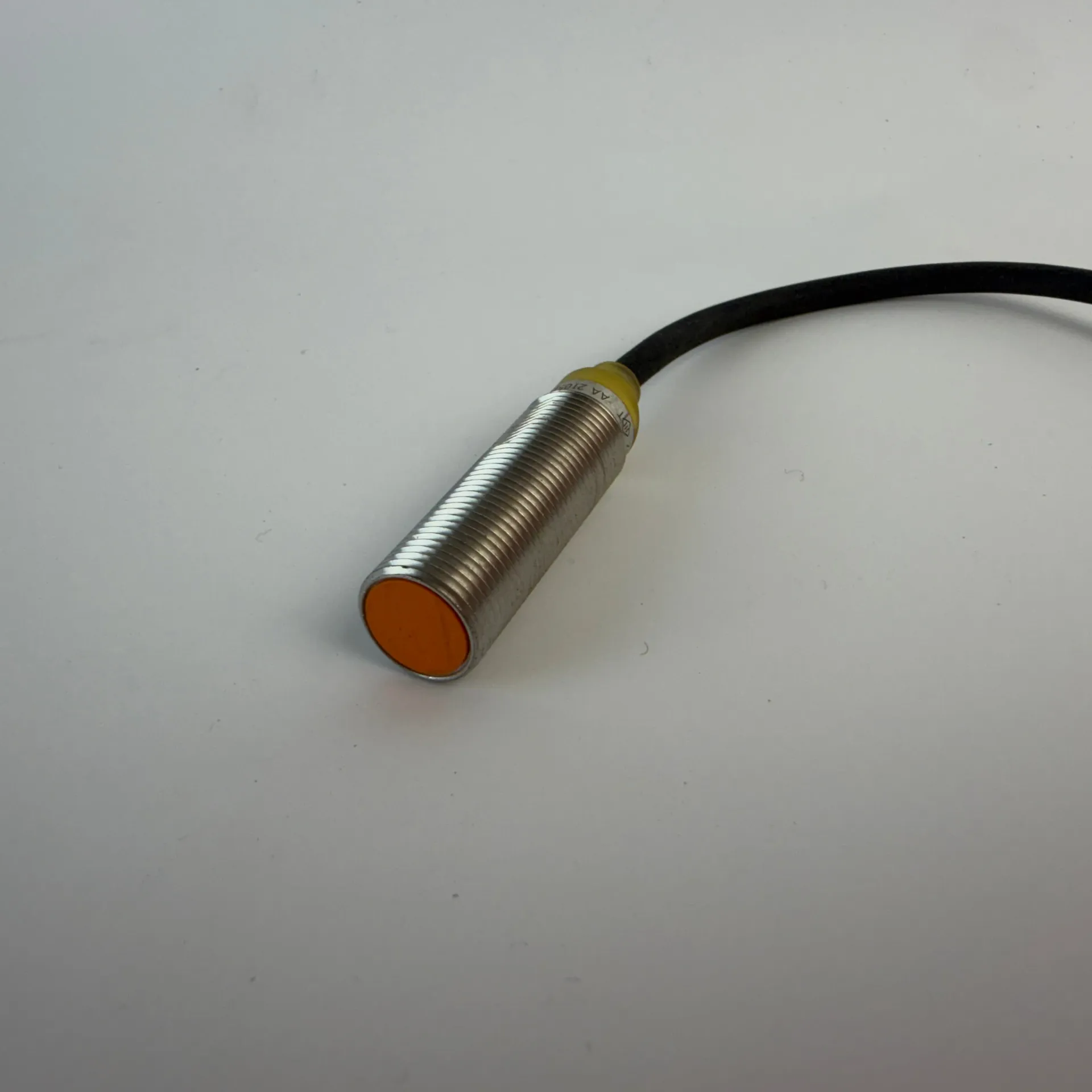 LOT OF 6 ifm IFS700 IFB3004BANKG/2M/PUR Inductive Proximity Sensors M12 NPN - Thumbnail 3