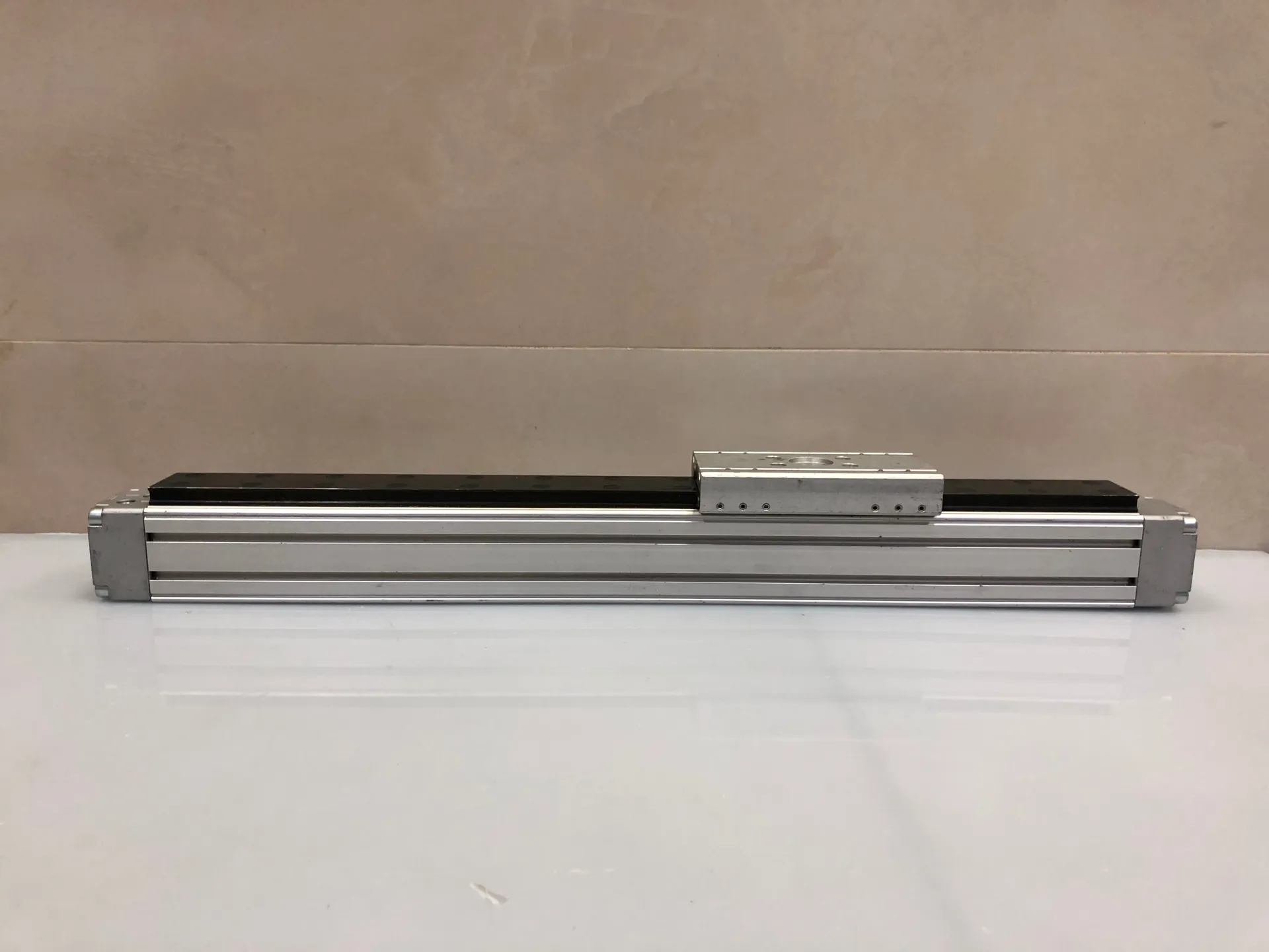 Festo DGPL-32-360-PPV-A-KF-B 161793 Linear Drive – 360mm Stroke, Precision Guide - Thumbnail 2