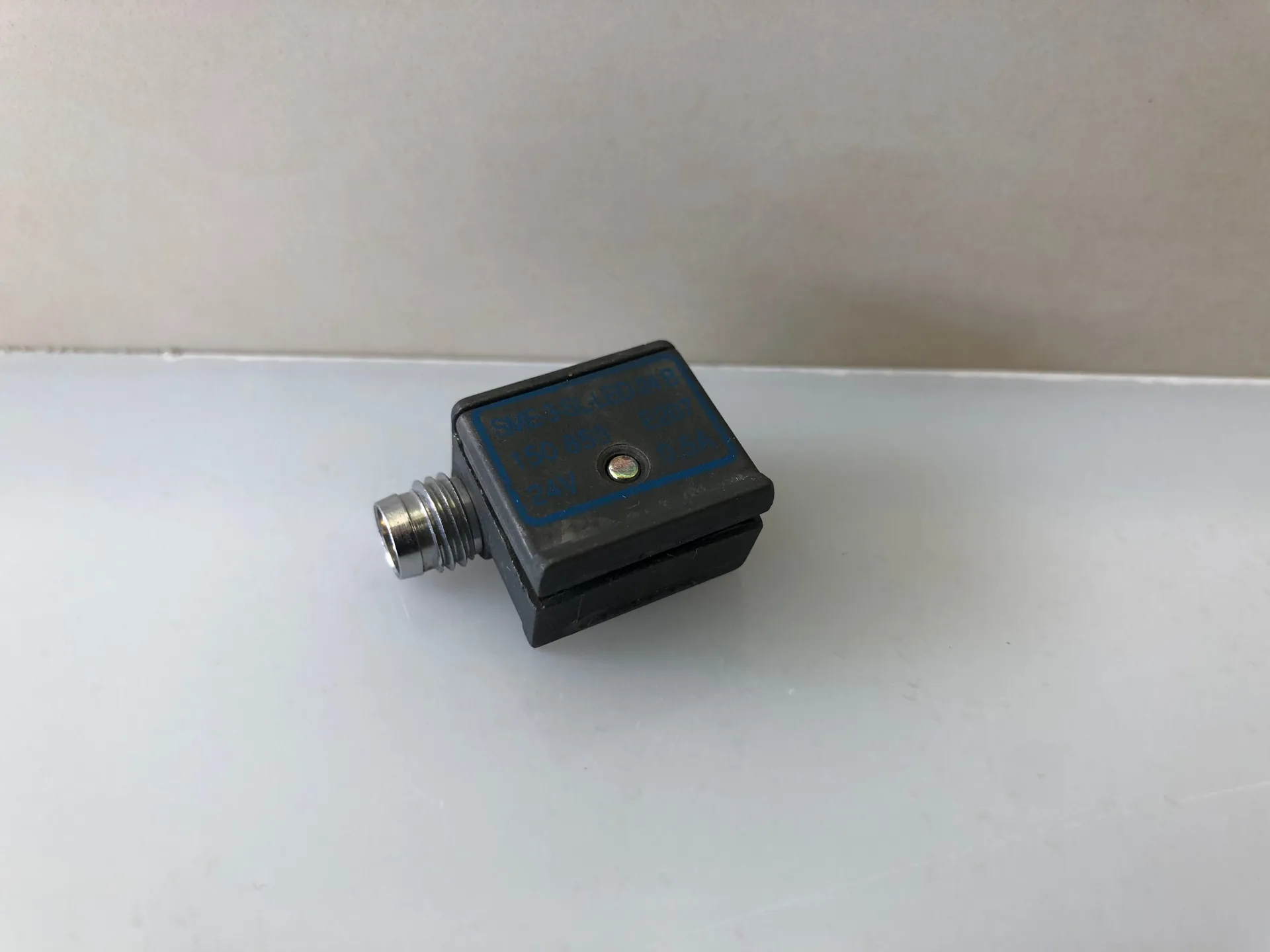 1x FESTO SME 3 SL LED 24 B Electrical Reed Switch Cylinder Sensor SME-3-SL-LED-24 B