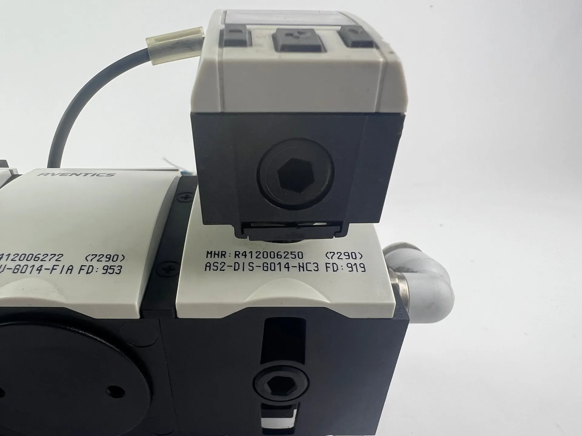 Aventics Pressure Regulating Valves R412006256 R412006175 R412006291 R412006272 R412006250 + R412010767 - Thumbnail 7