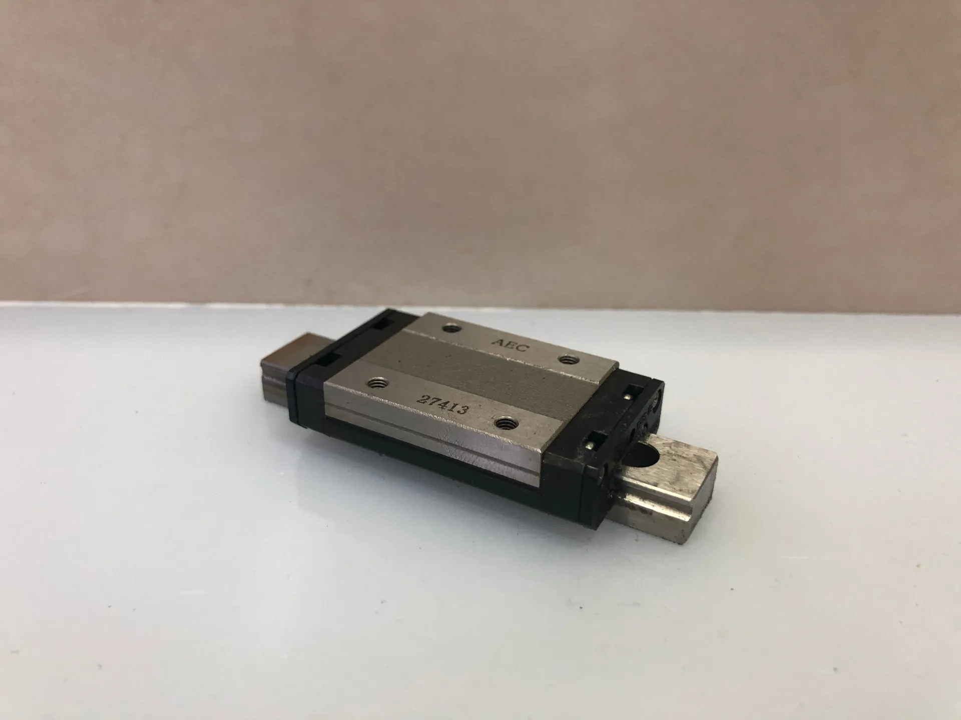 THK SRS12 Linear Guide Blocks with 70mm Rail – Miniature Ball Bearing System - Image 1