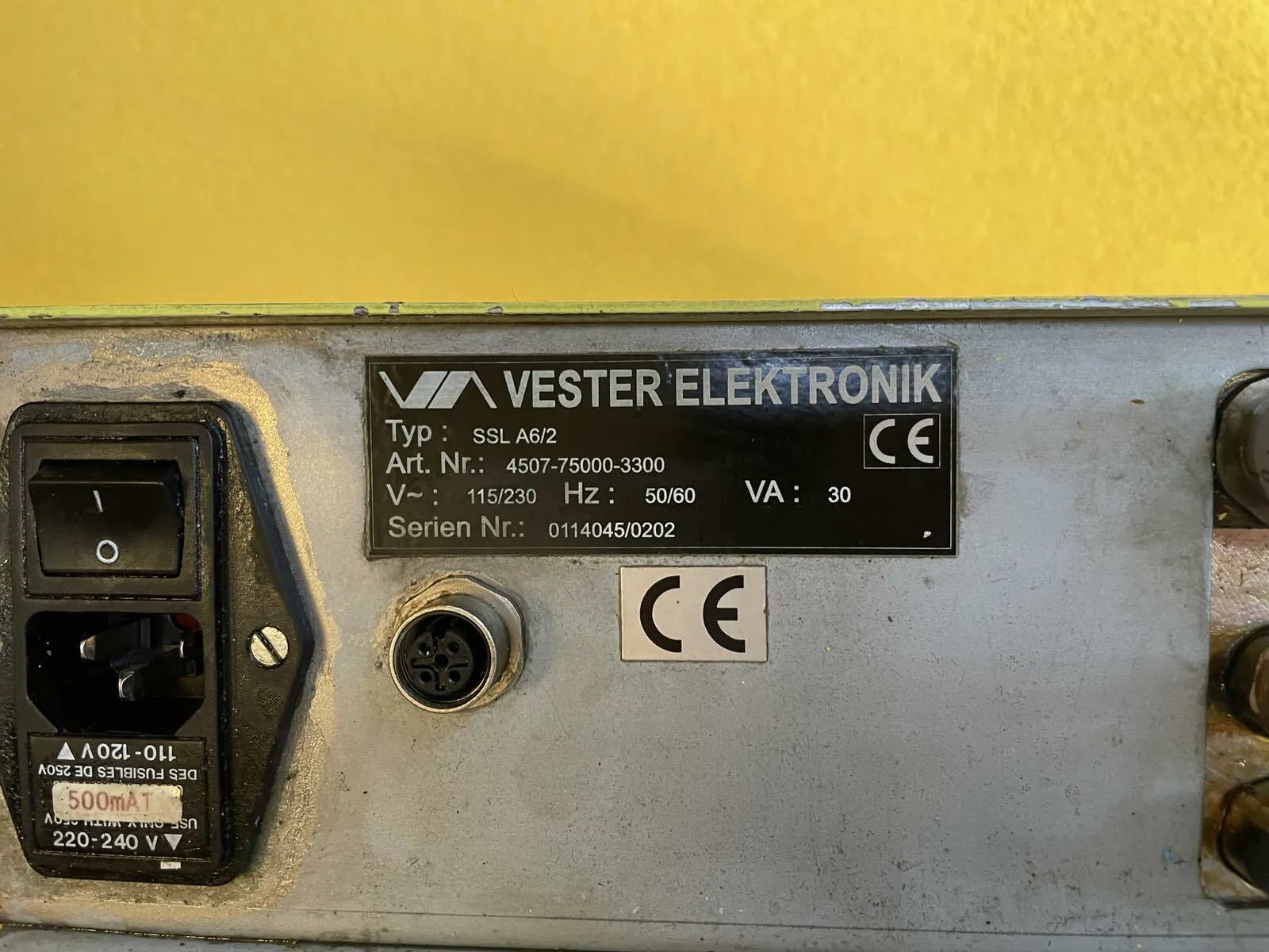 Vester Elektronik SSL A6/2 Strip oil lubricator - Thumbnail 4