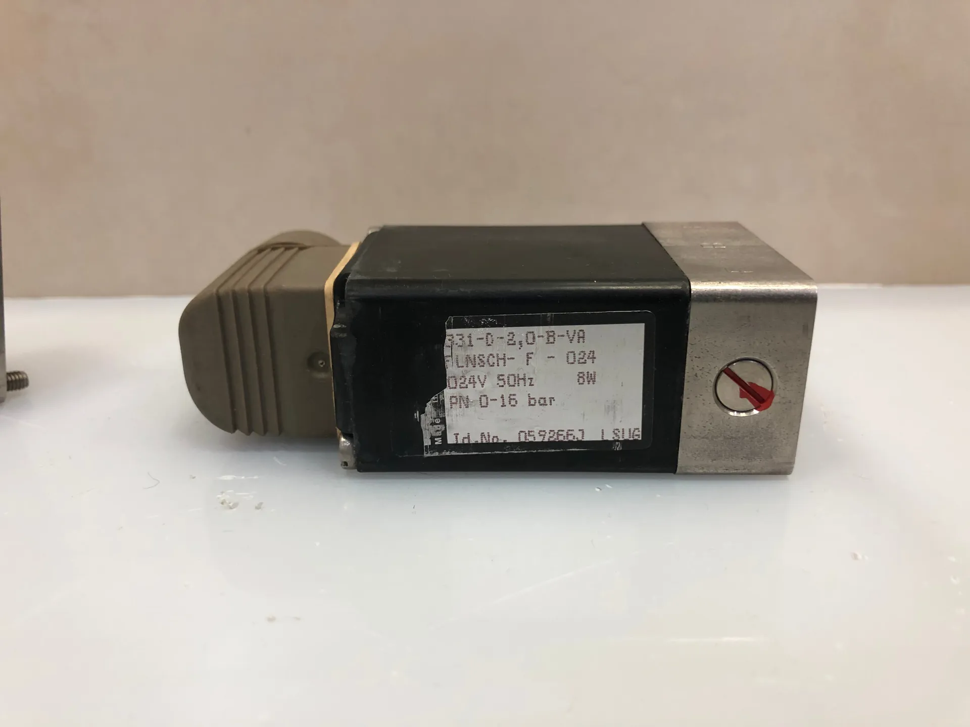 1x Burkert 311-D-2.0-B-VA Solenoid Valve - Image 1