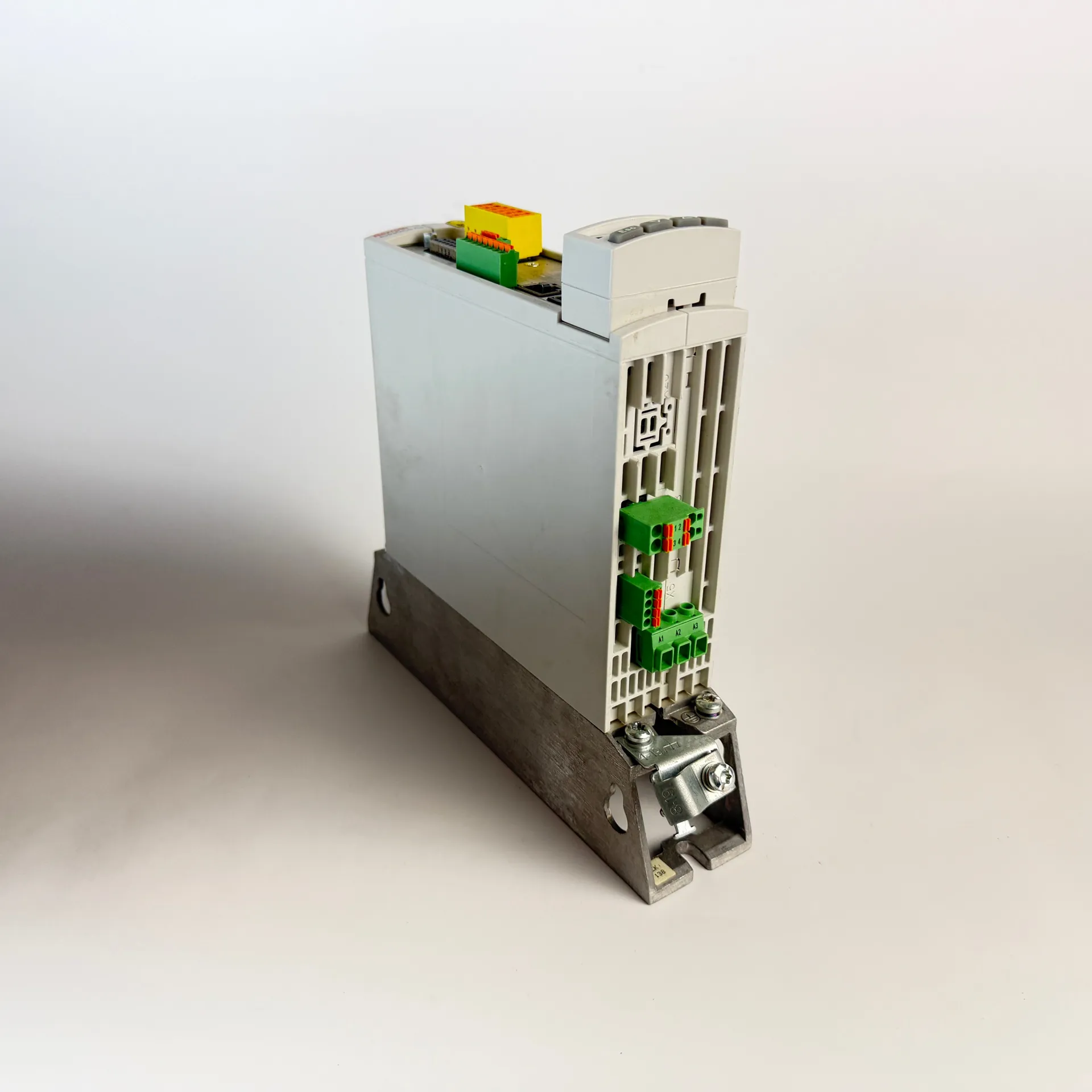 1x Bosch Rexroth HCS01.1E-W0009-A02-B-ET-EC-PB-L3-NN-FW IndraDrive CS - Thumbnail 2