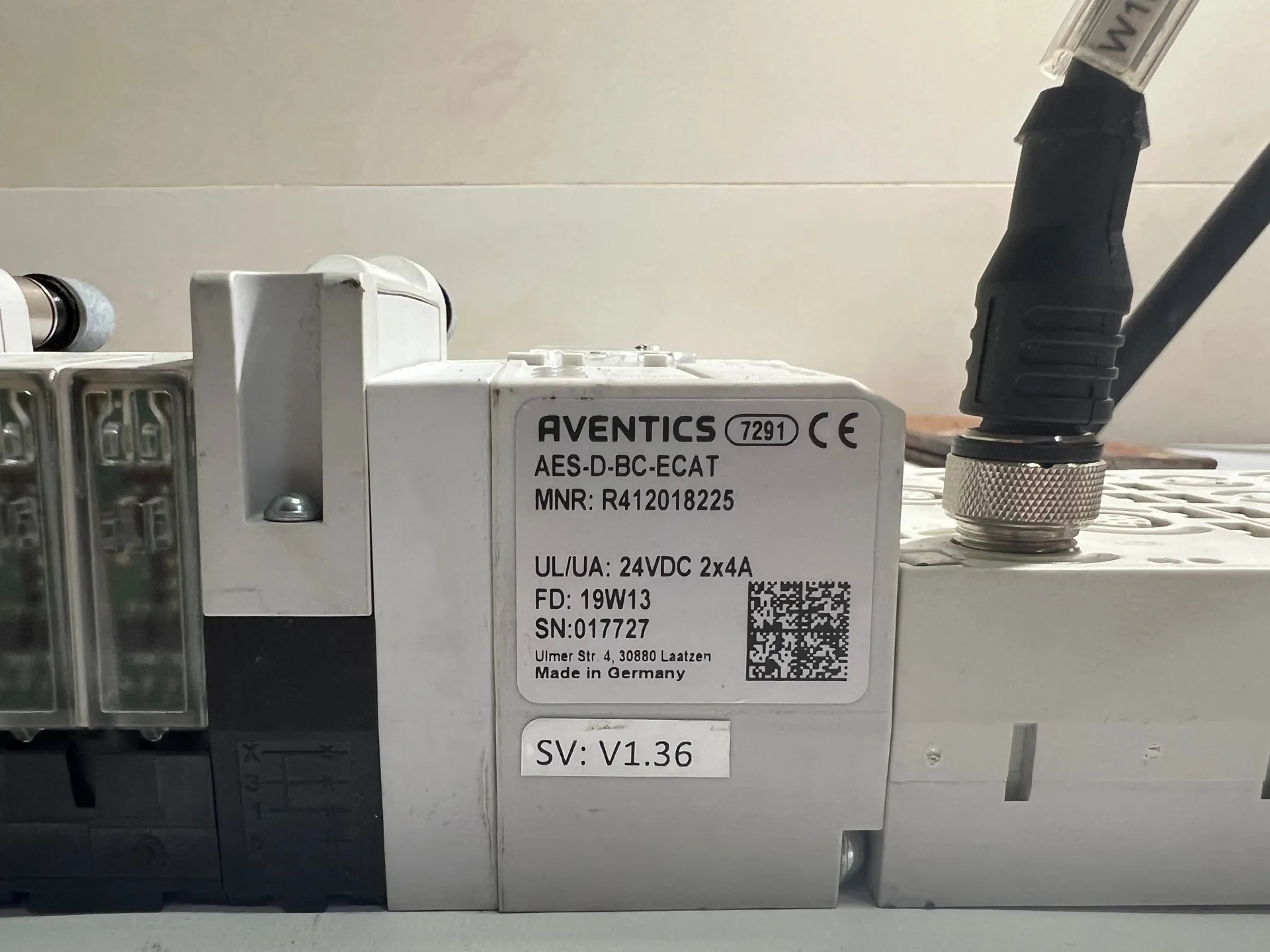 AVENTICS EtherCAT R412018225 AES-D-BC-ECAT Air Valve Island Module - Thumbnail 2