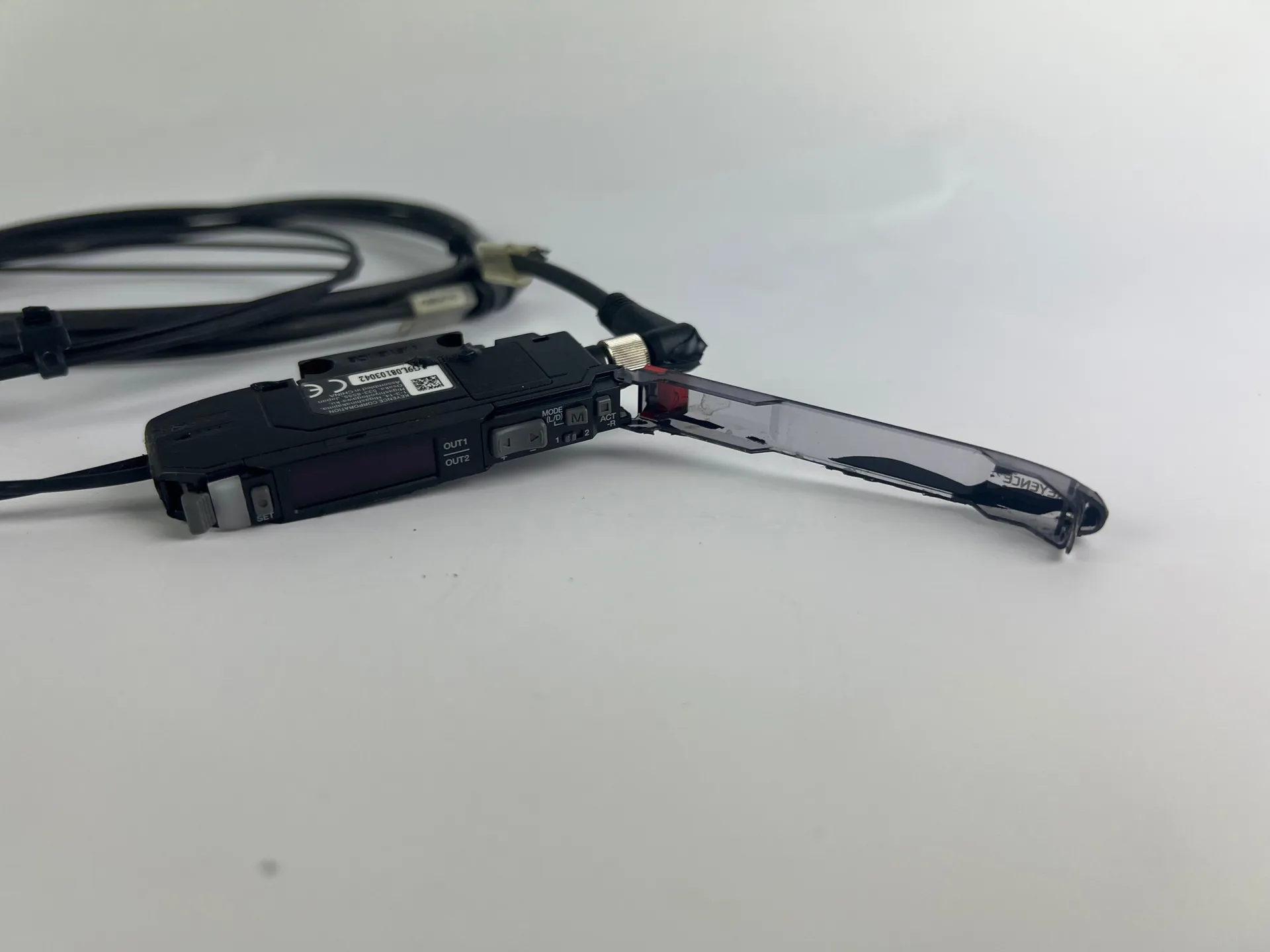 Keyence FS-N41C Fiber Sensor Amplifier + 2x FU-54TZ Fiber Units + 220cm Cable - Thumbnail 6