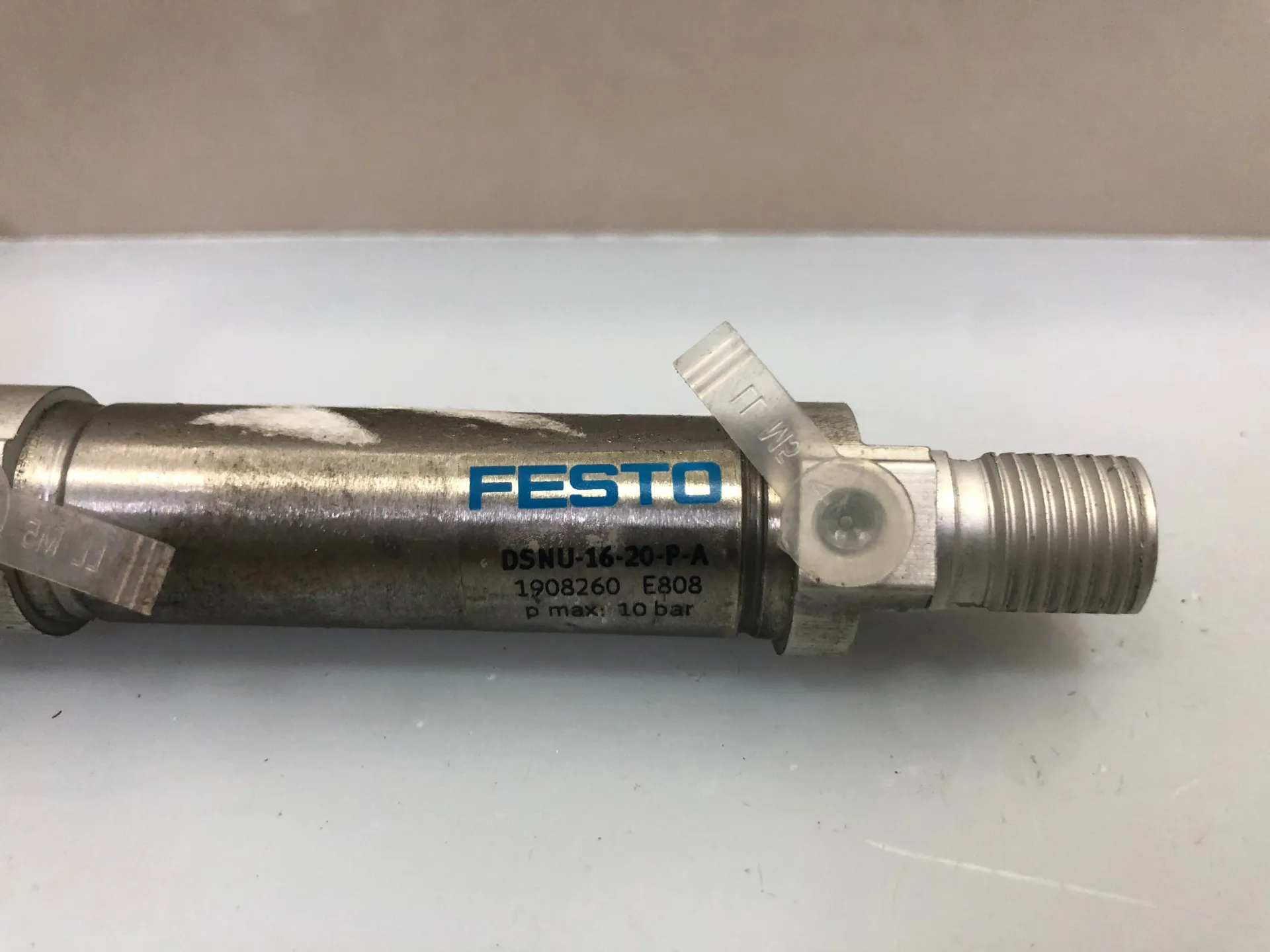 FESTO DSNU-16-20-P-A 1908260 Cylinder - New - - Thumbnail 2