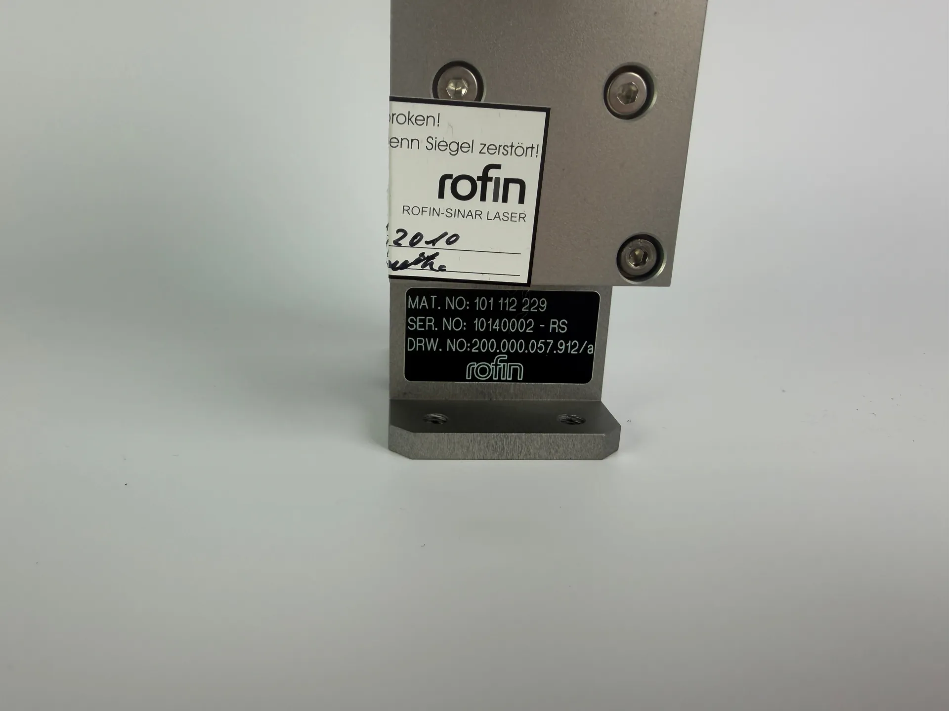 1x Rofin 101 112 229 Cooled Laser In-Beam Focuser Lens / Filter Module - Thumbnail 5